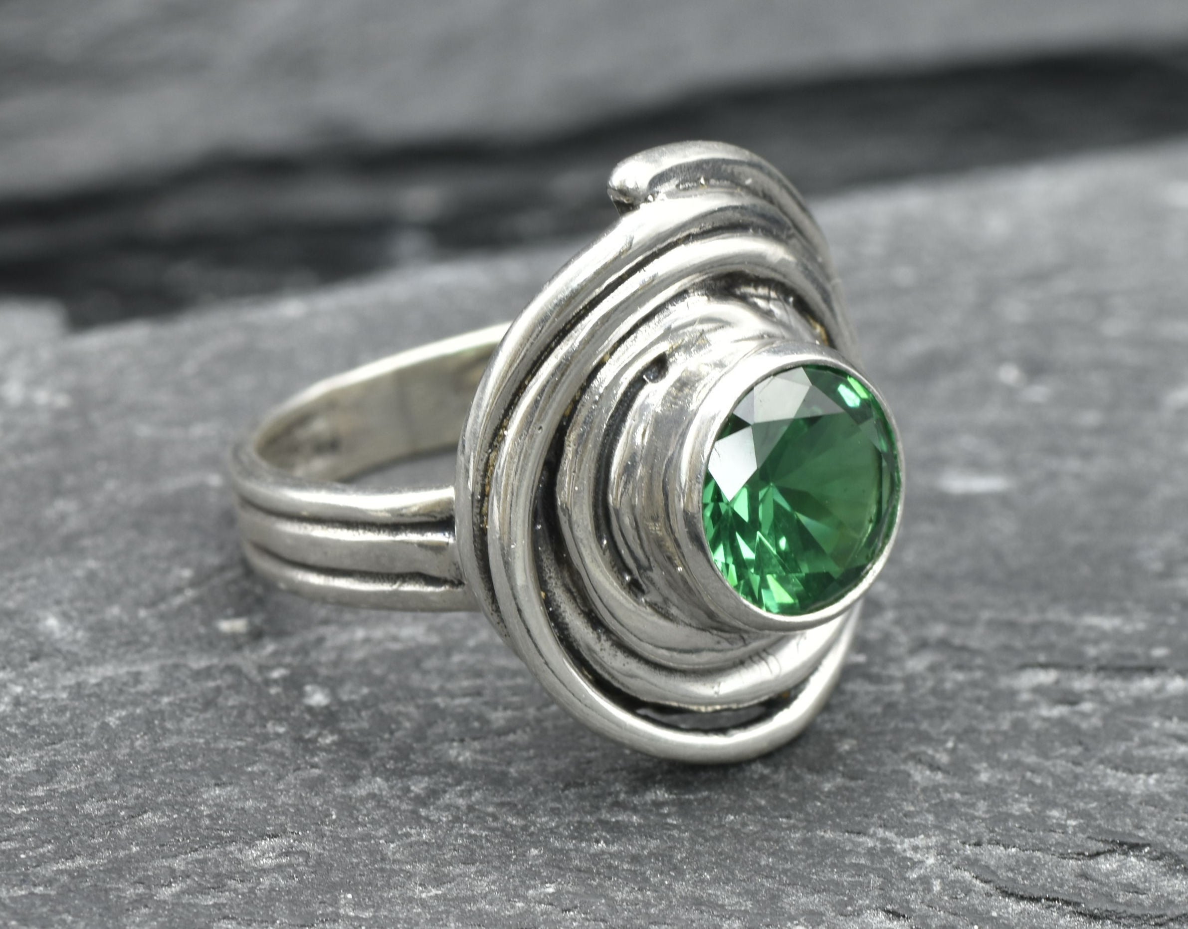 Stylish 925 Sterling Silver ring showcasing a round Created Green Emerald, ideal for everyday wear and meaningful gifts.