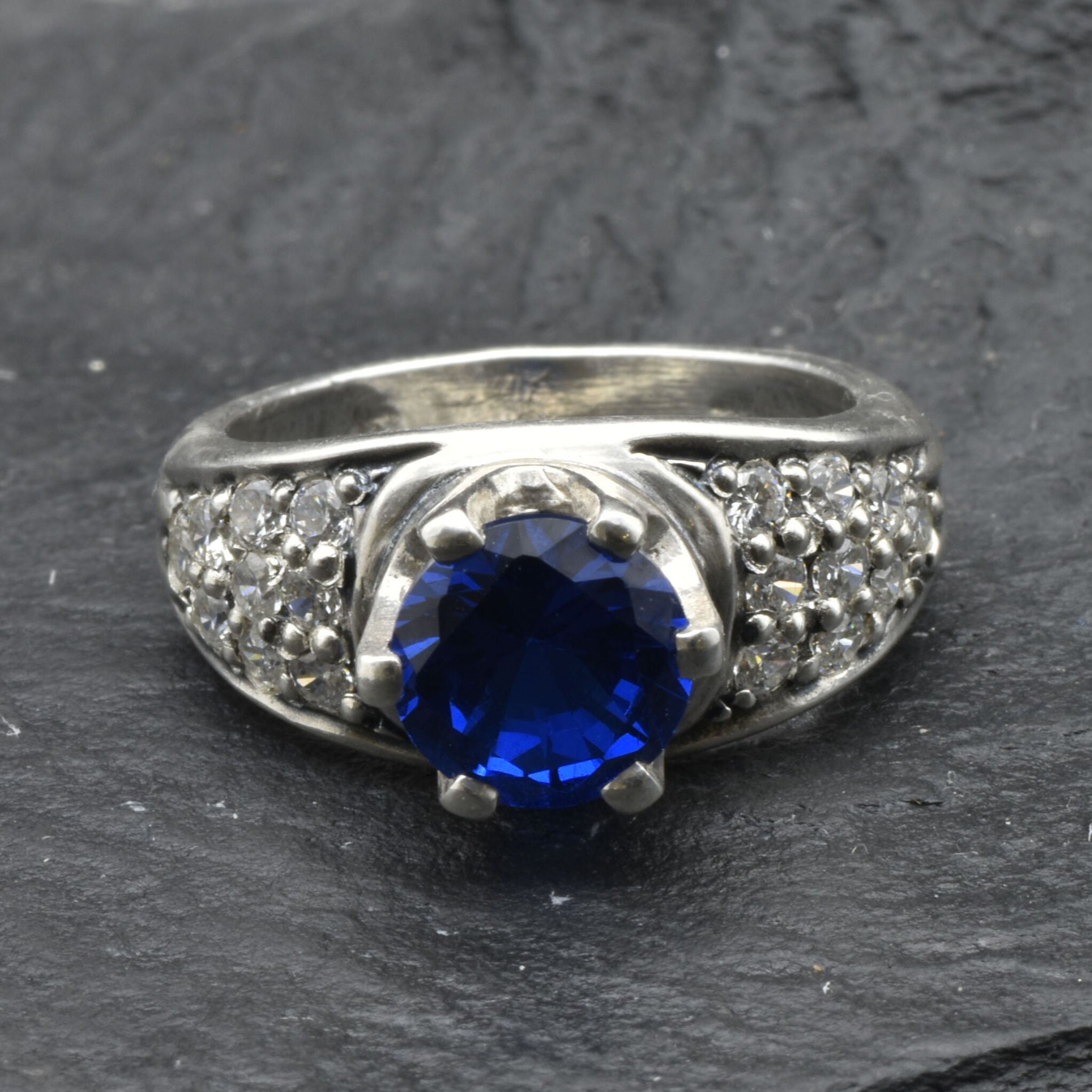Chic 925 Sterling Silver ring adorned with a Round Created Blue Sapphire, ideal for daily wear and meaningful gift giving.
