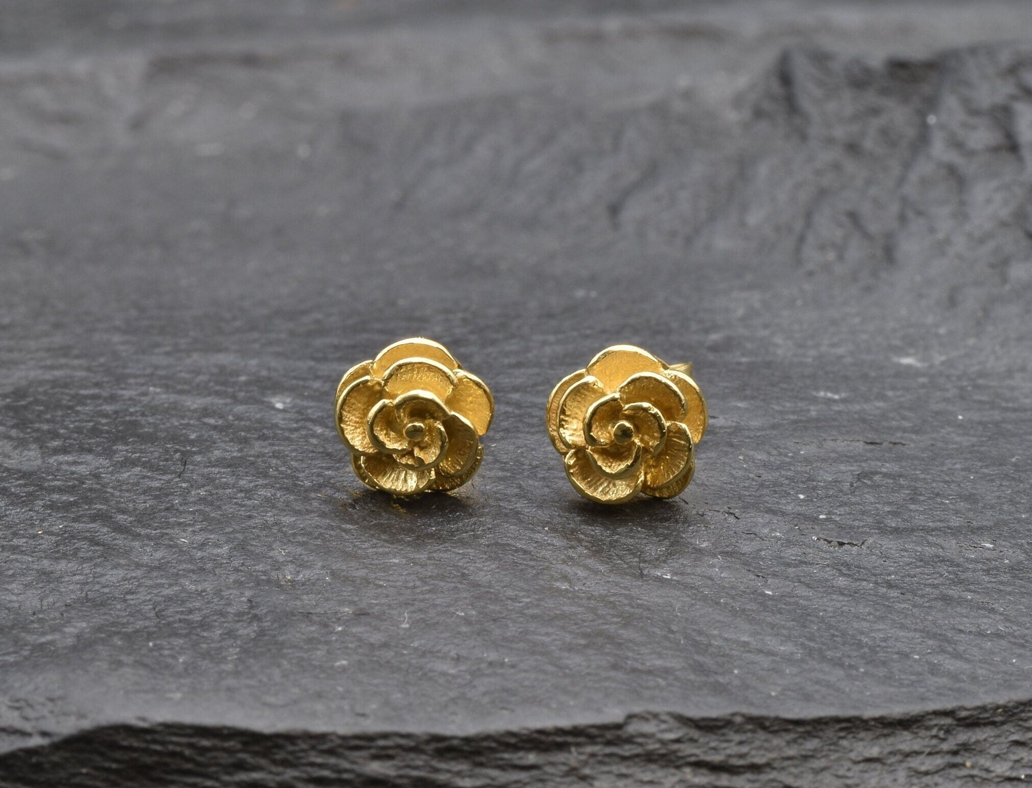 Gold Flower Studs, Flower Studs, Gold Studs, Everyday Earrings, Cute Gold Studs, Small Flower Earrings, Floral Studs, Gold Studs, Earrings