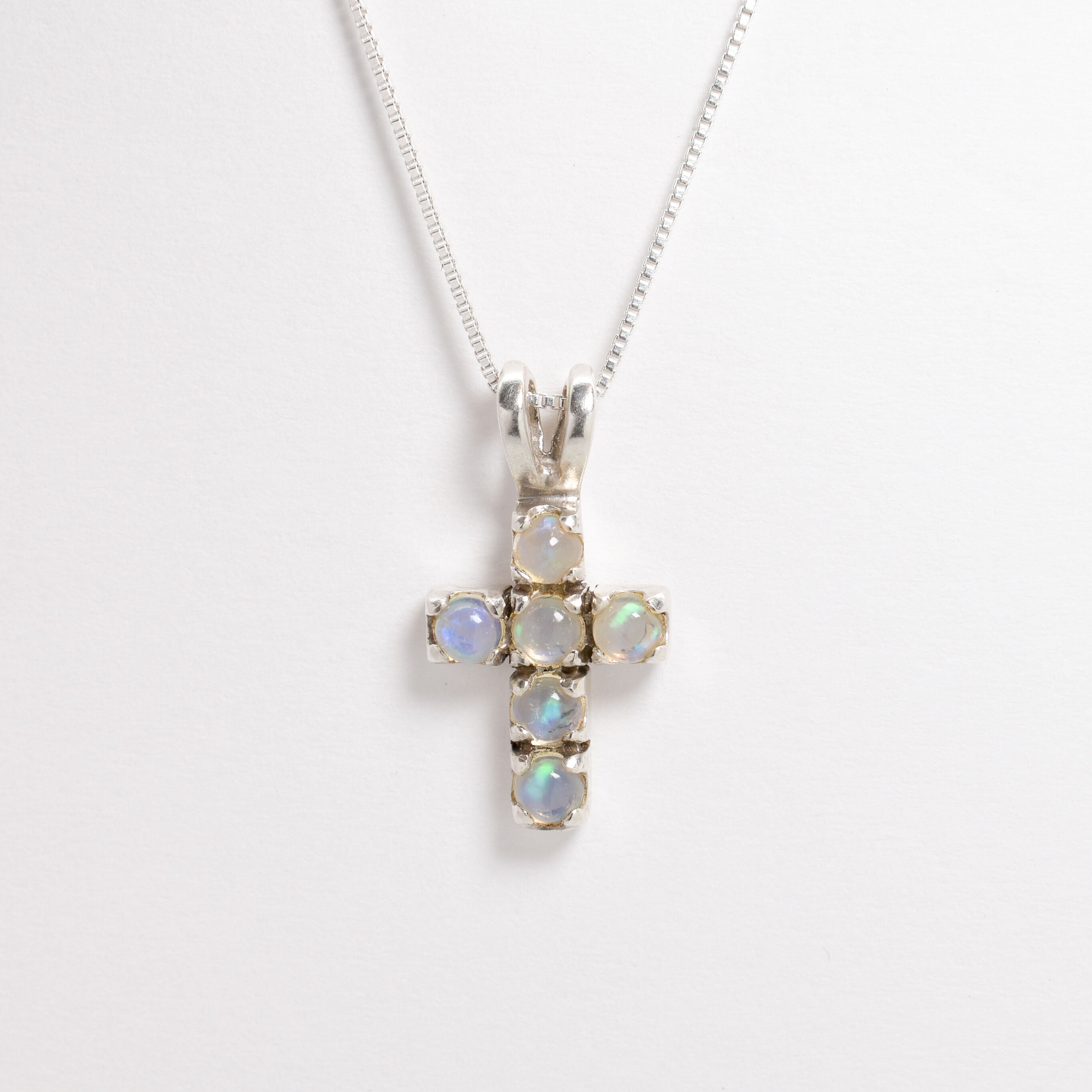 KK448-P-nEOO: Sterling Silver 925 Ethiopian Opal