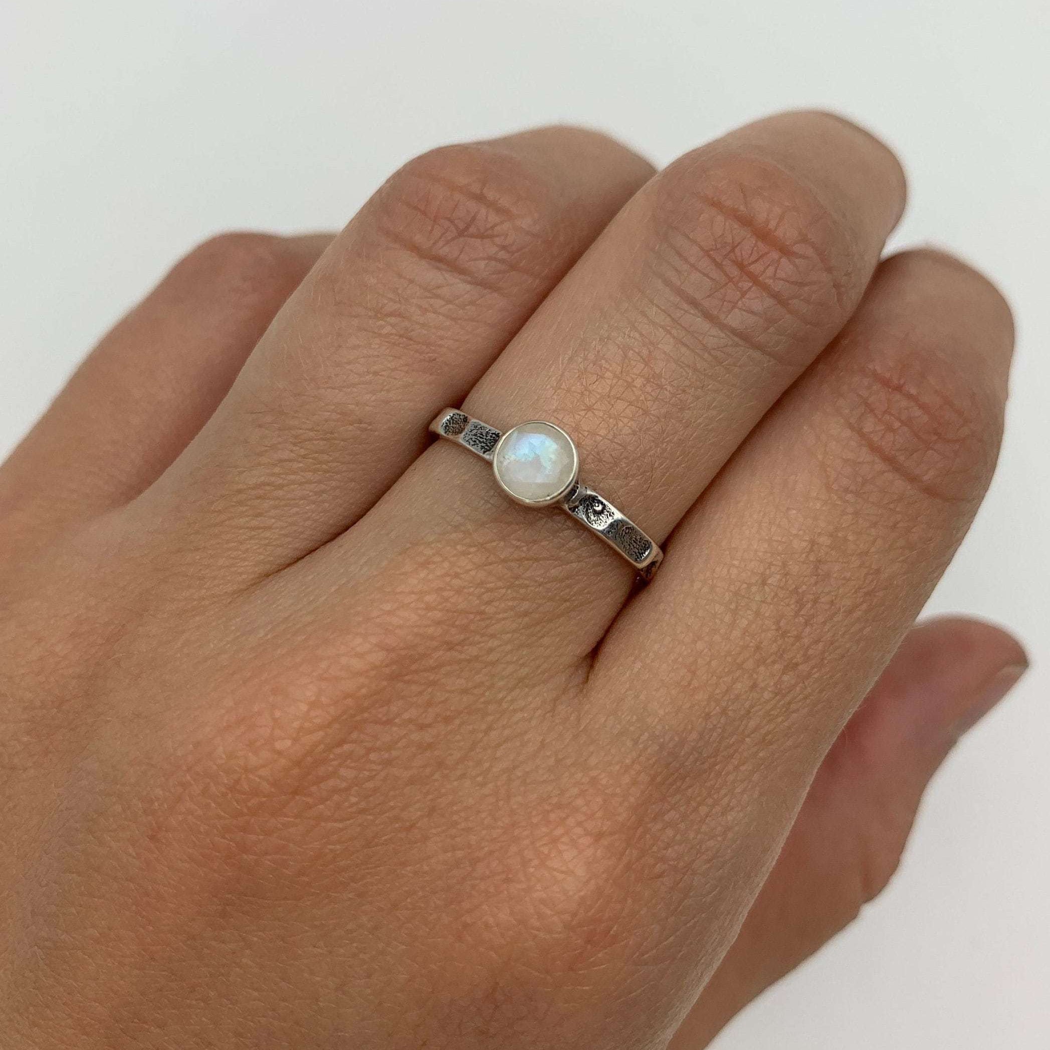 1074-R-nMOO: Sterling Silver 925 Diamond Moonstone