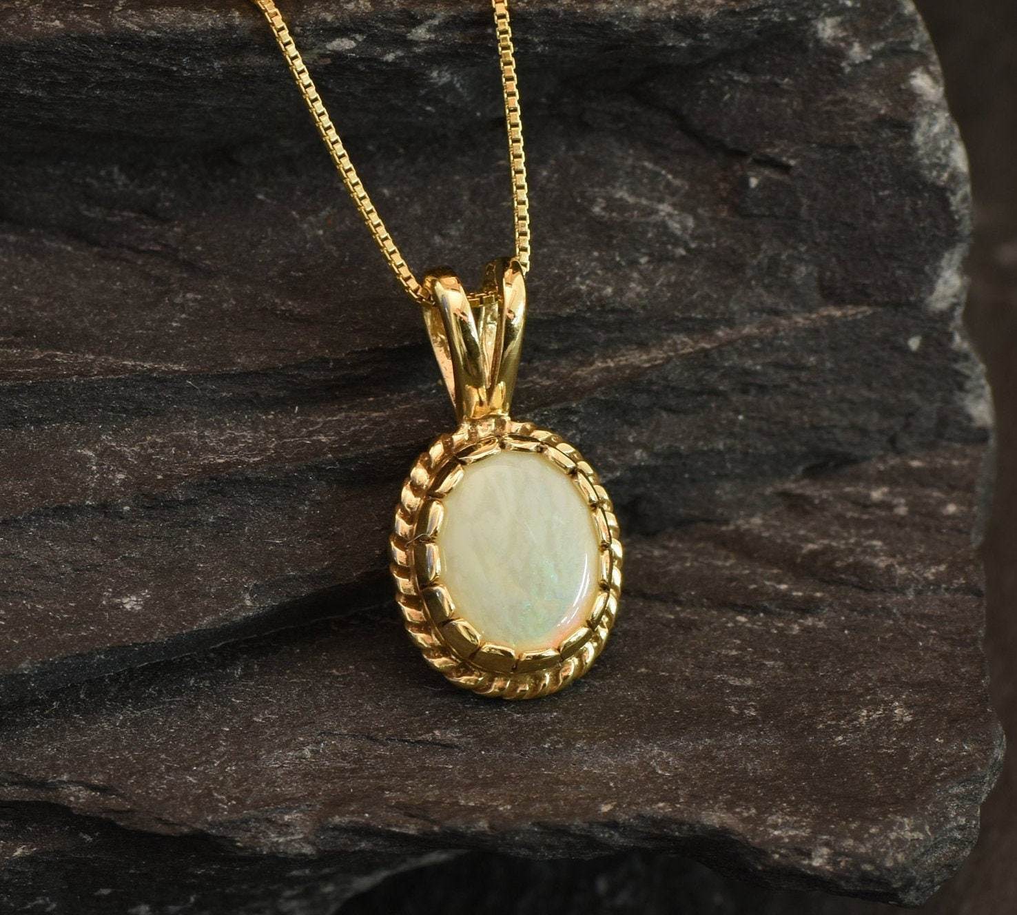 Gold Opal Pendant, Natural Opal, Antique Opal Pendant, Gold Plated Pendant, Vintage Necklace, Oval Pendant, October Birthstone, Gold Vermeil