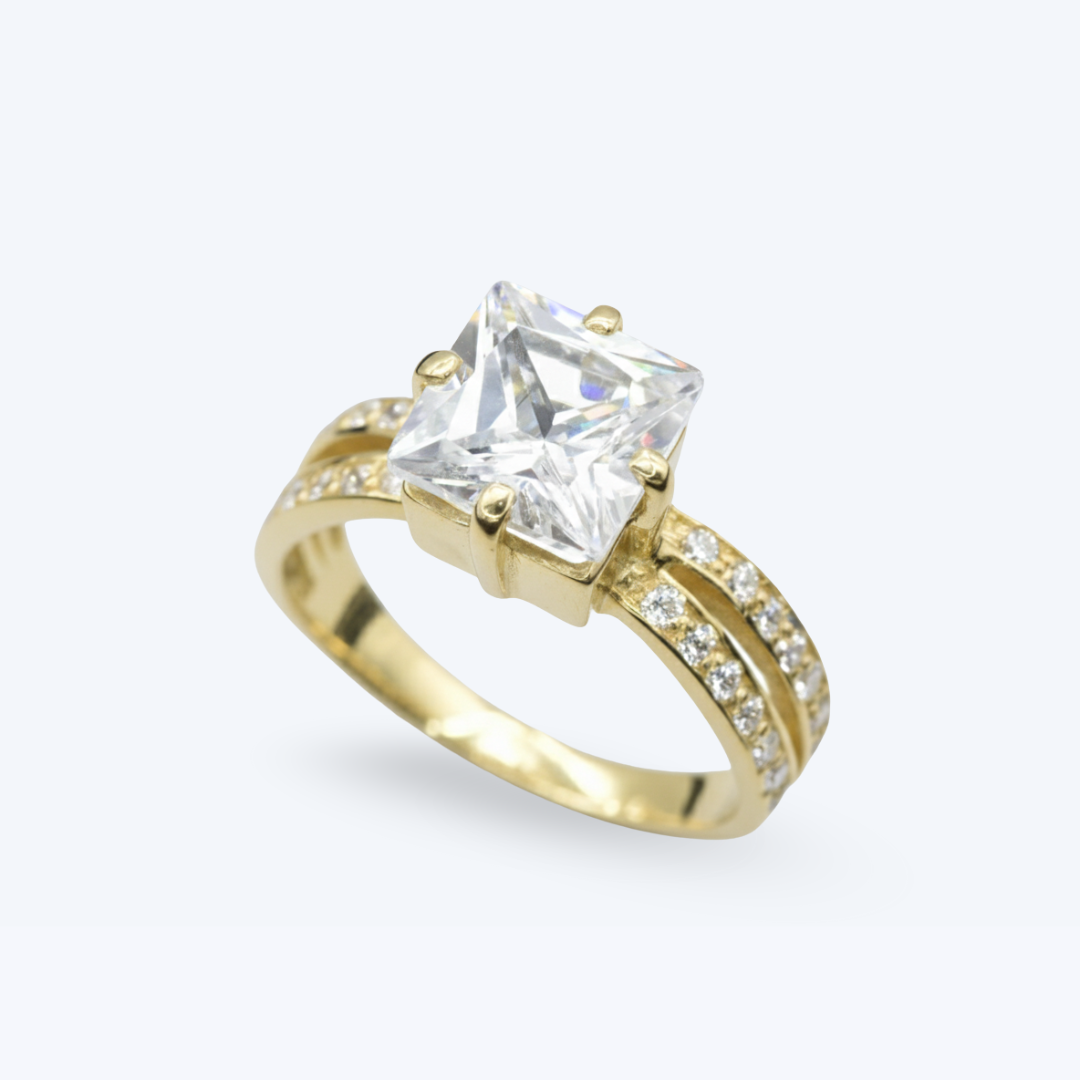 Chic Princess Cut Diamond Ring with Split Pave Band in 18k Gold Vermeil, perfect for everyday elegance and gifting.