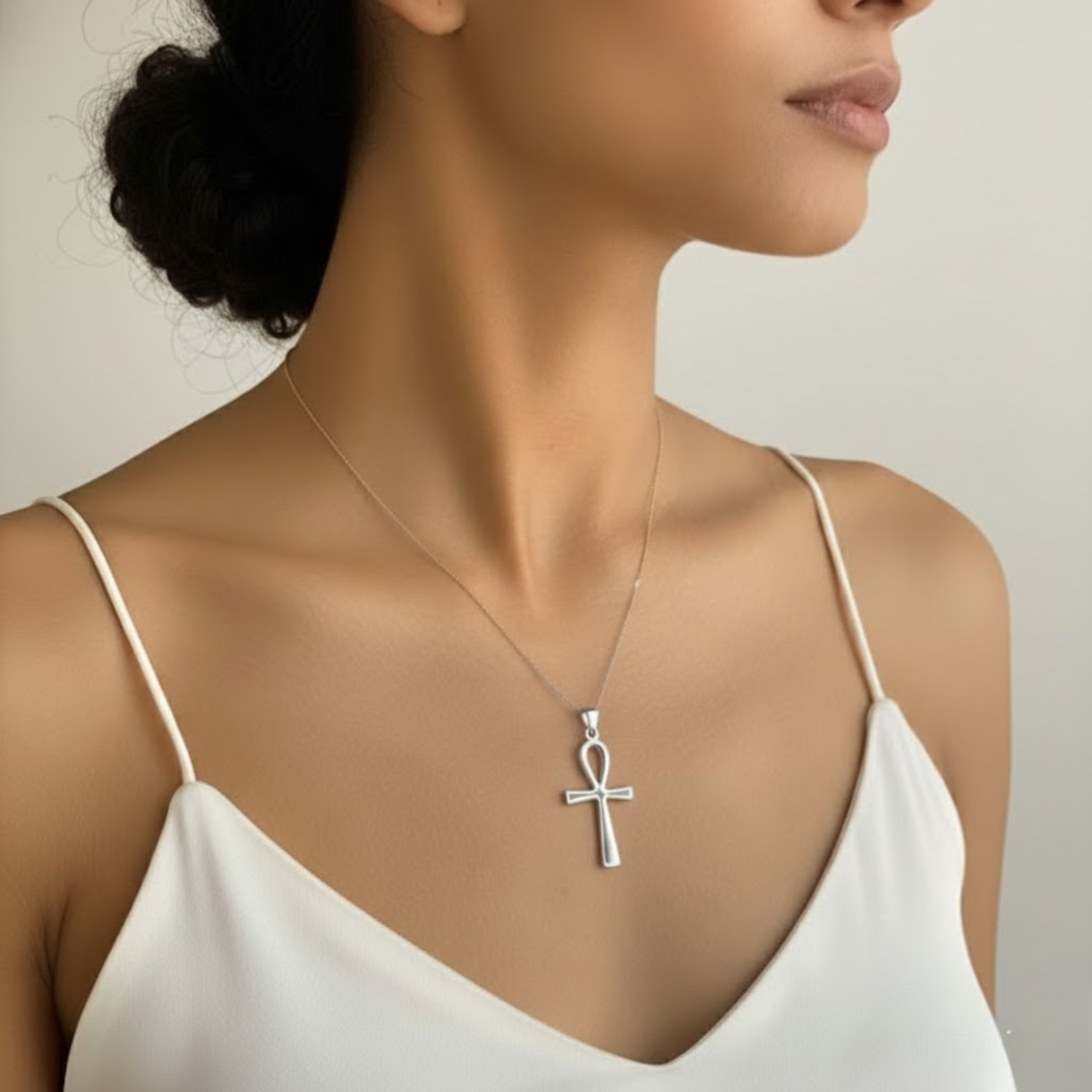 Chic 925 Sterling Silver Ankh Necklace - Minimalist pendant for daily style and thoughtful gifting on special occasions.