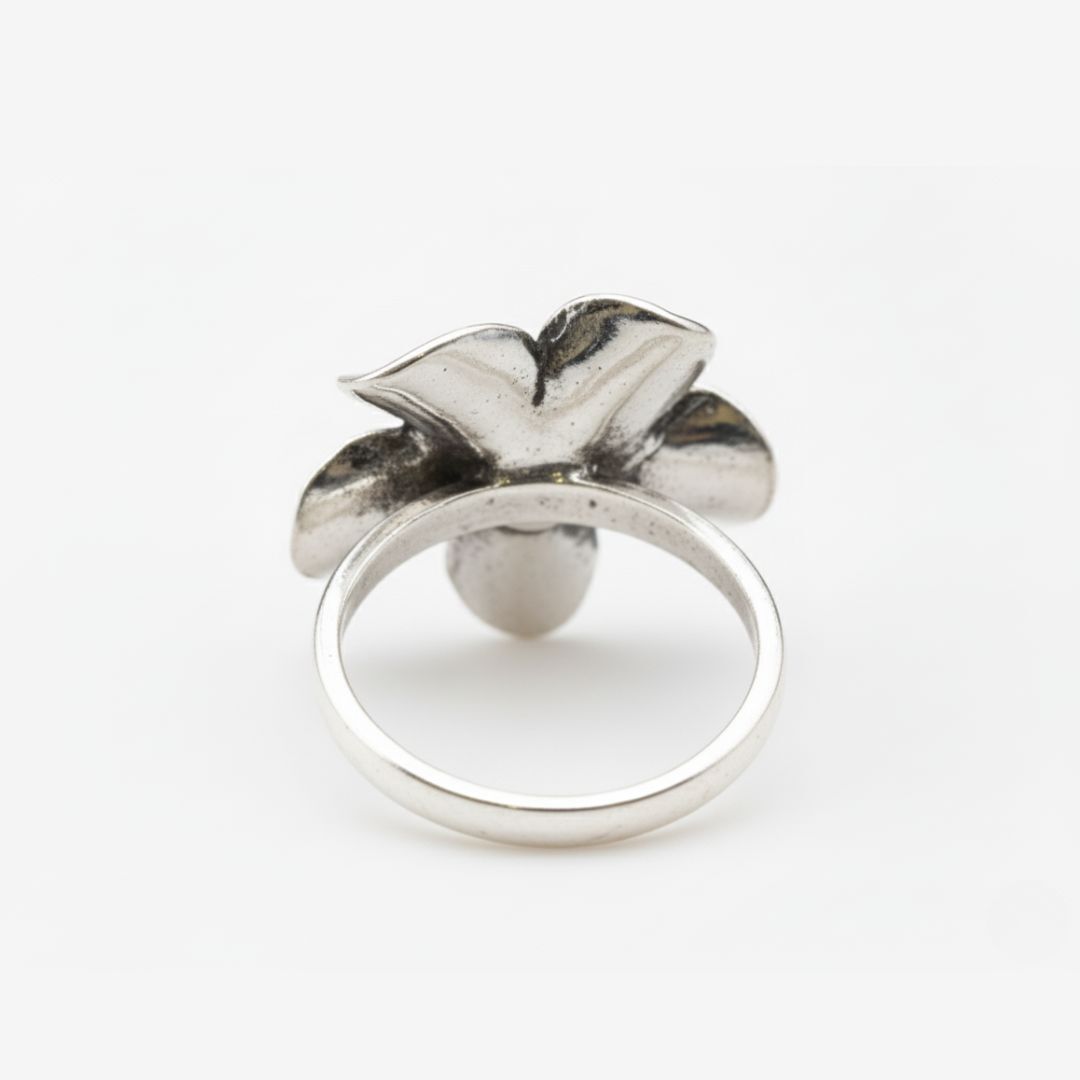 Charming Silver Flower Ring made from 925 Sterling Silver, a lovely choice for birthdays and everyday wear.