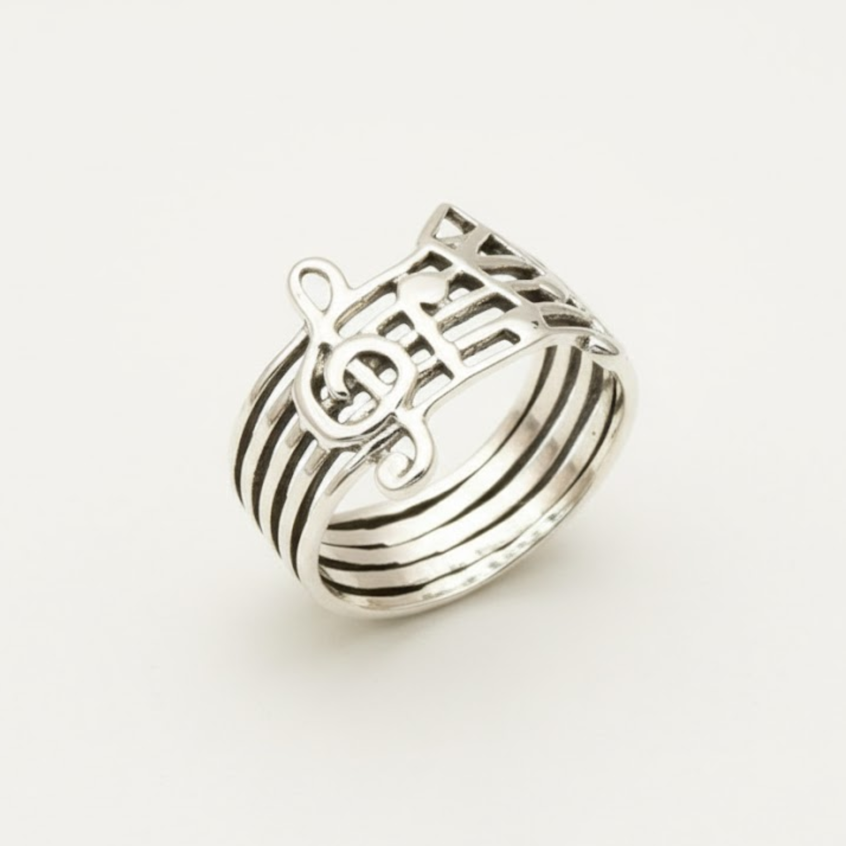 Charming 925 Sterling Silver Musical Note Ring, a delightful accessory for music enthusiasts and a thoughtful gift choice.