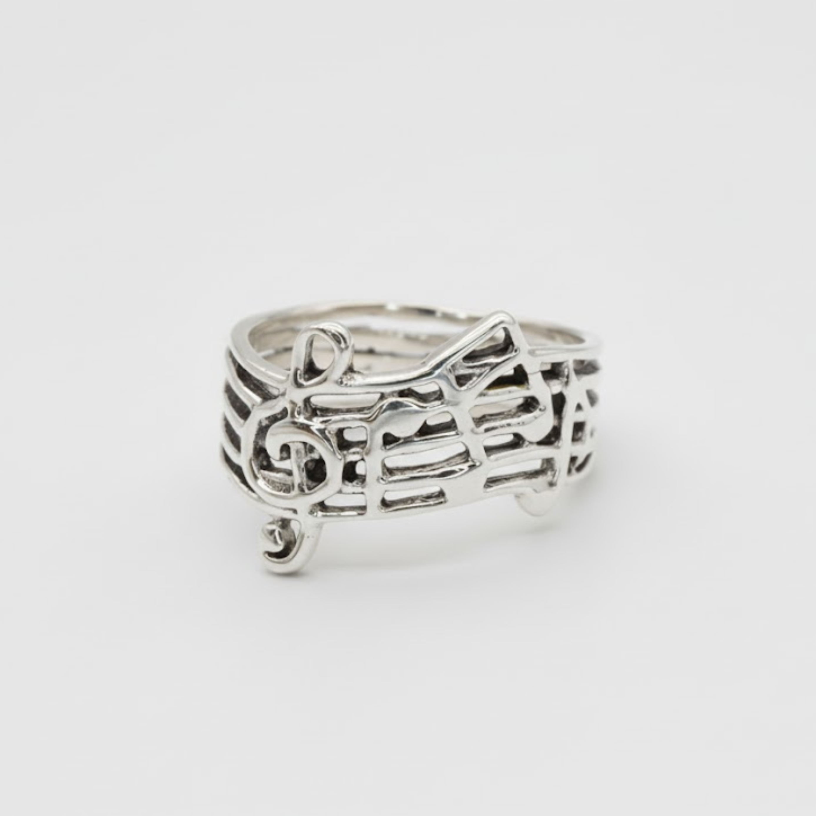 Silver Musical Note Ring - Music Lover Ring - Music Note Ring made in 925 Sterling Silver. Ideal for everyday wear and perfect for birthday gifting and special occasions.