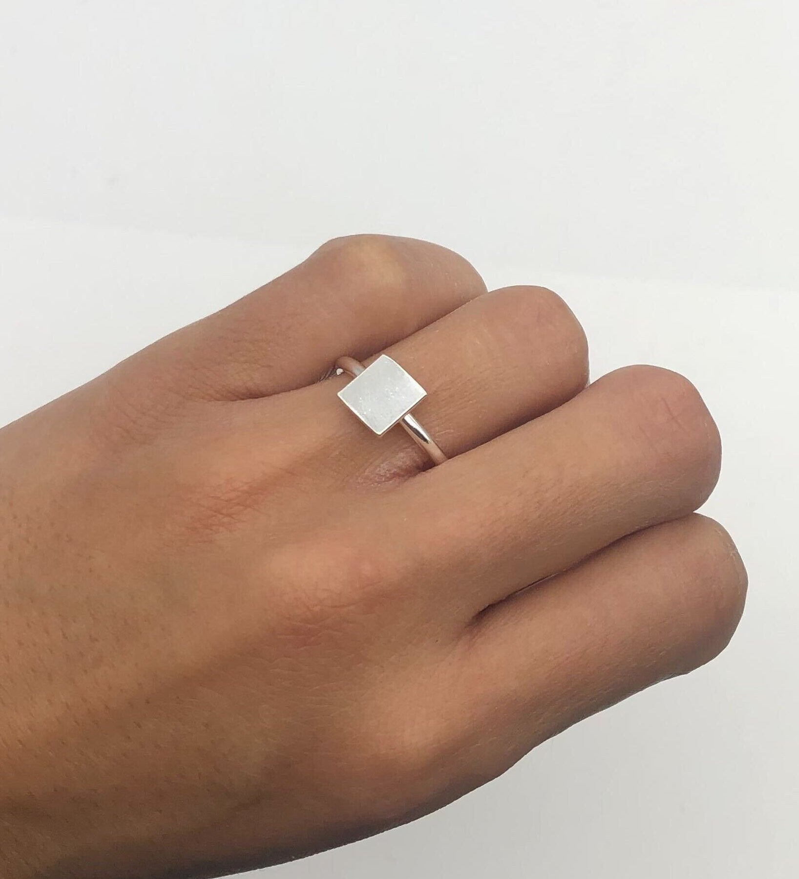 Small Square Ring, Minimalist Ring, Square Band, Simple Ring, Square Stackable Ring, Small Pinky Ring, Little Finger Ring, Geometric Ring