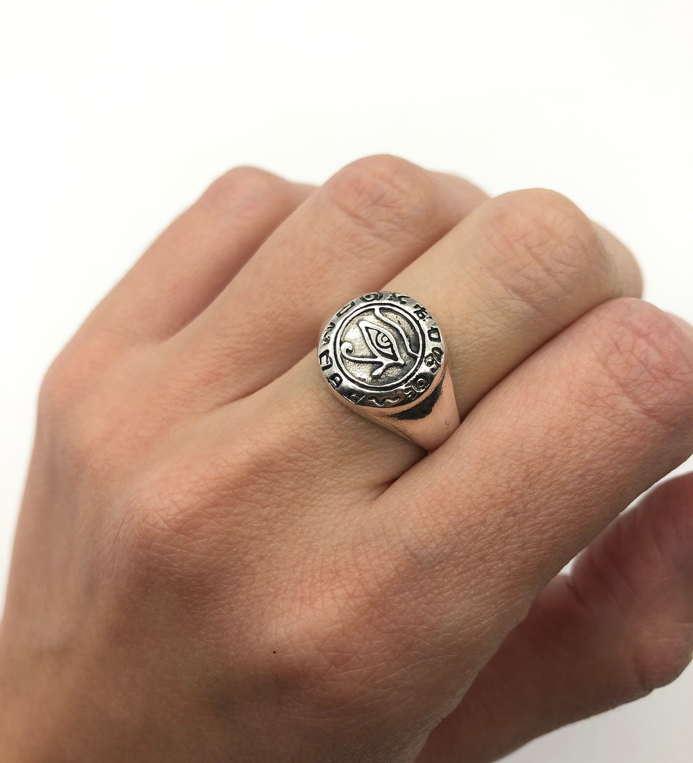 Egyptian Eye Ring, Silver Egyptian Ring, Ancient Egyptian Ring, Vintage Egyptian Ring, Vintage Silver Ring, Ra Eye Ring, Egyptian Jewelry