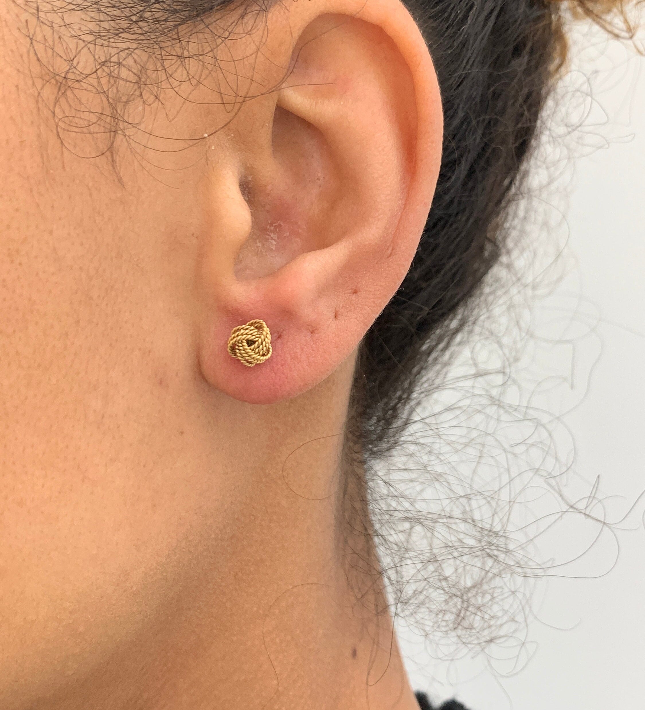 Gold wire ball earrings, Gold stud earrings, Antique Earrings, Wire stud earrings, Wire ball stud, Simply Everyday Earrings, Modern Earrings