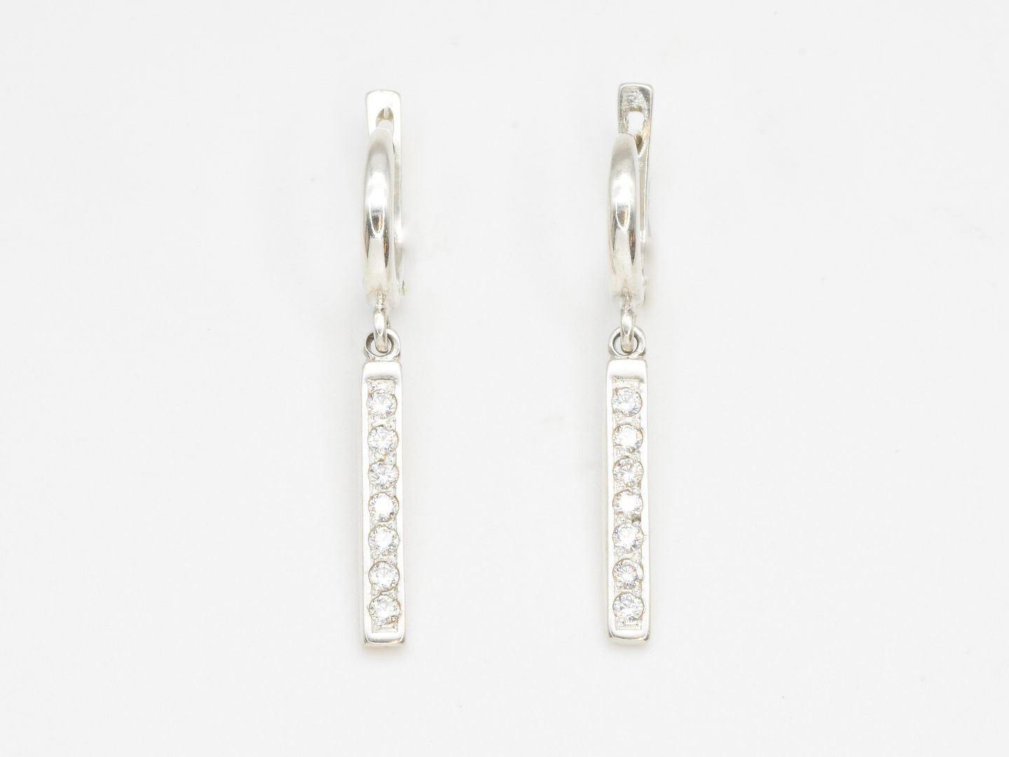 2430-1-E-cCZZ: Sterling Silver 925 Created CZ Diamond