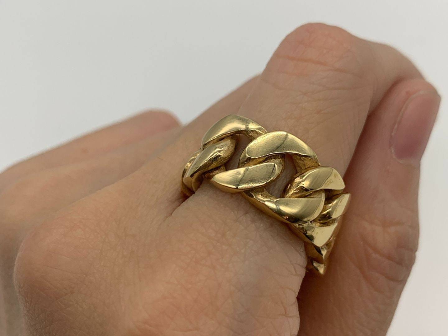 R66010001-R-0S: Gold Vermeil 18k