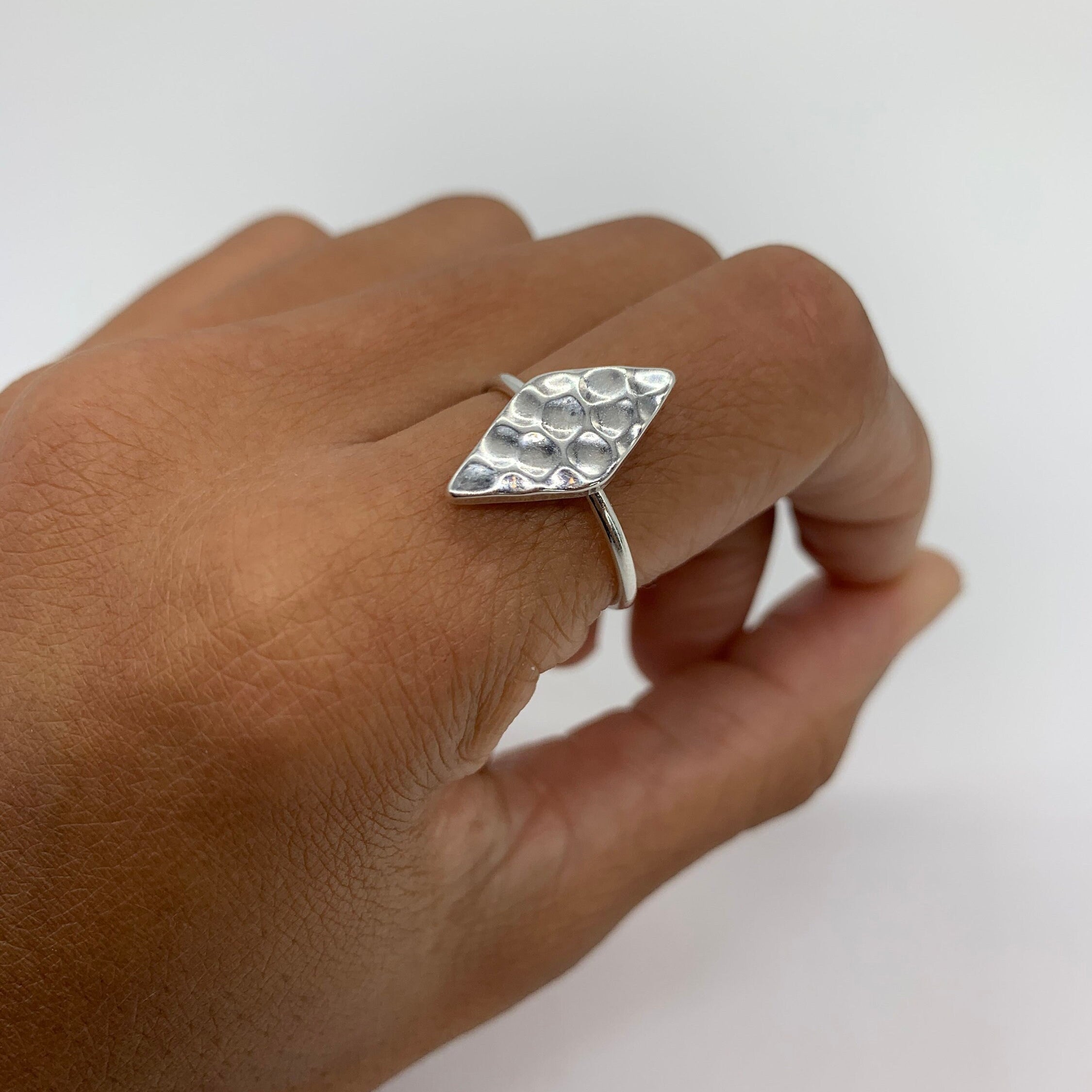 R25140034-R-0S: Sterling Silver 925