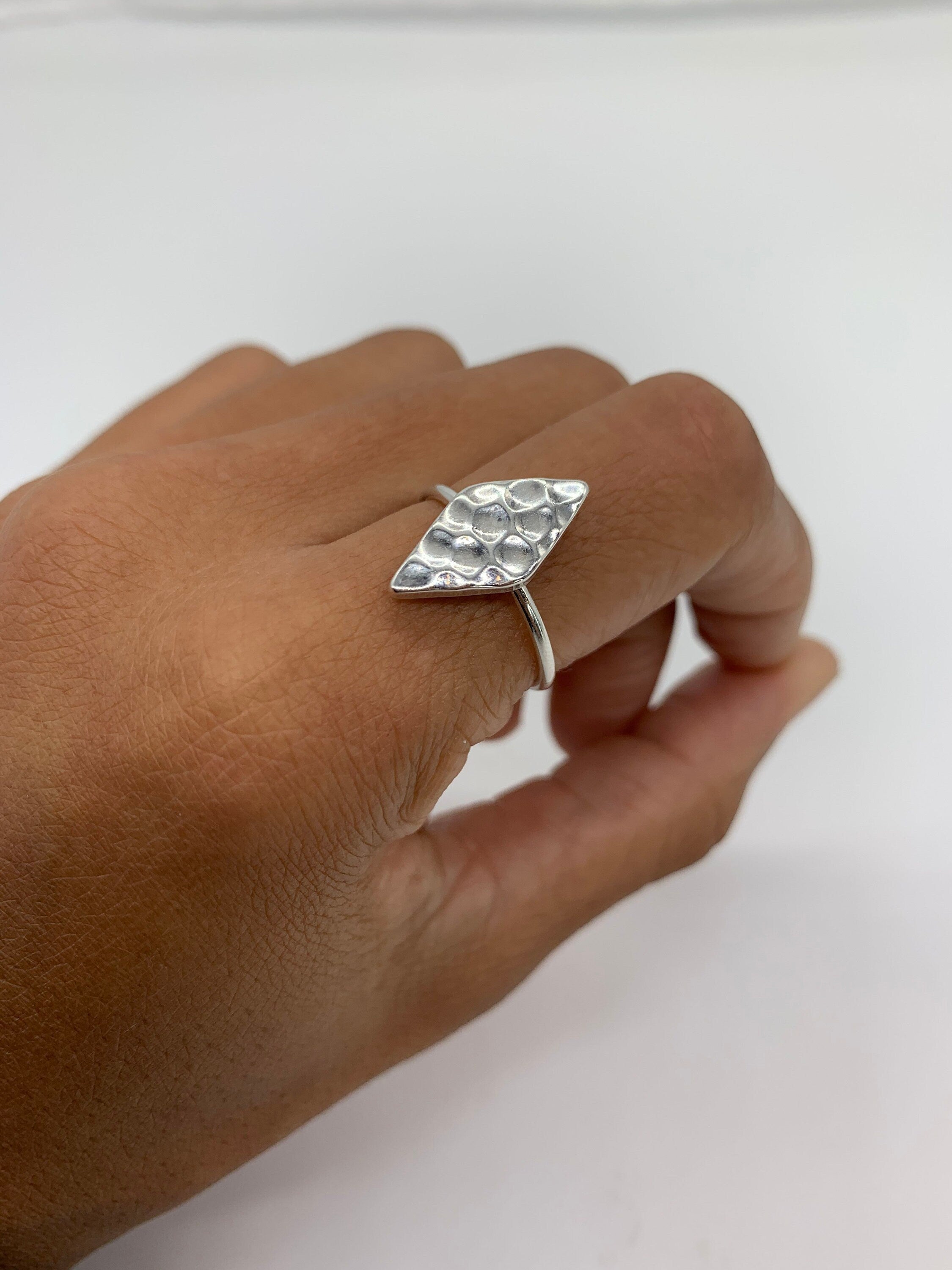 R25140034-R-0S: Sterling Silver 925