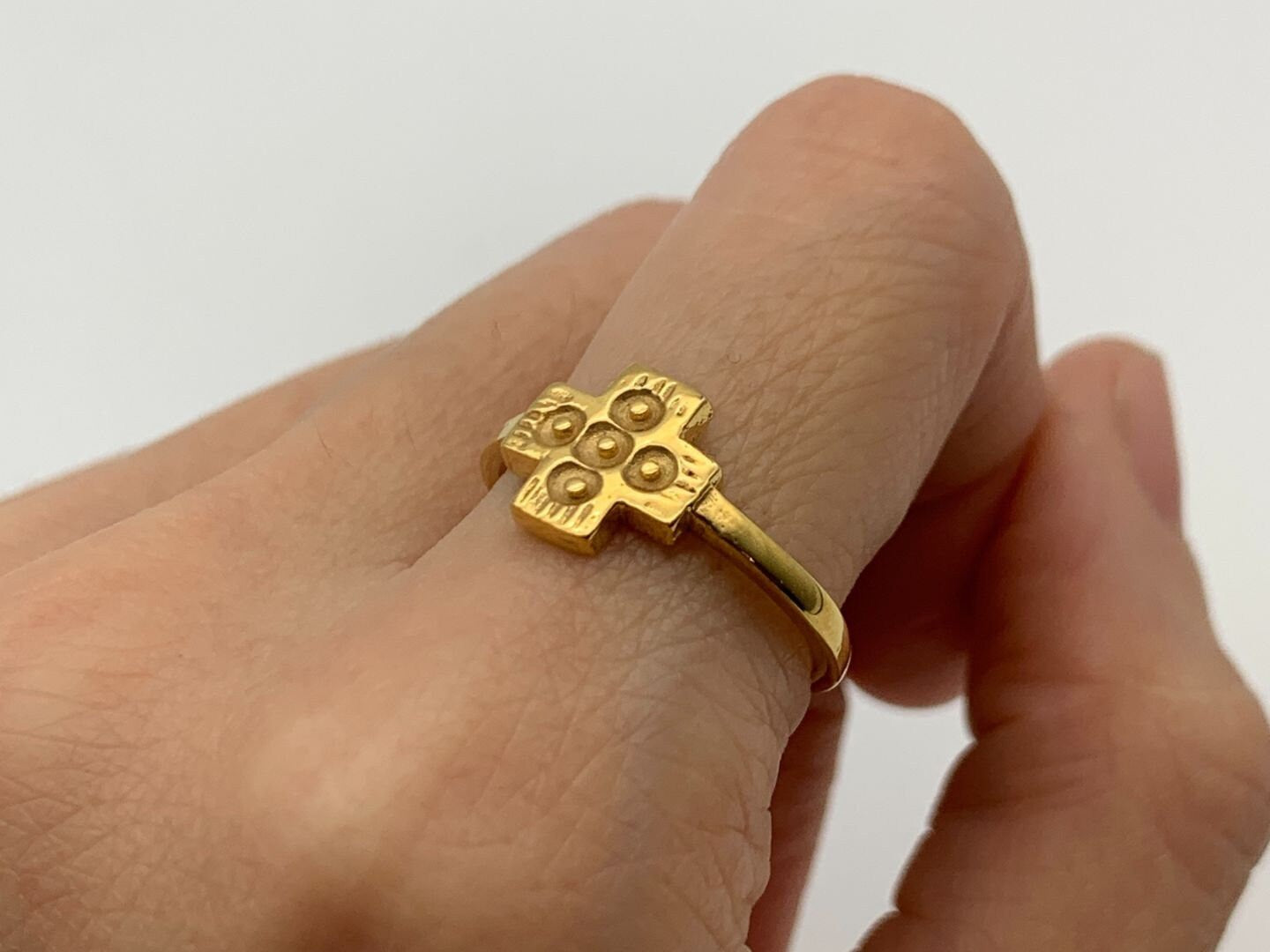 R68011476-R-0S: Gold Vermeil 18k