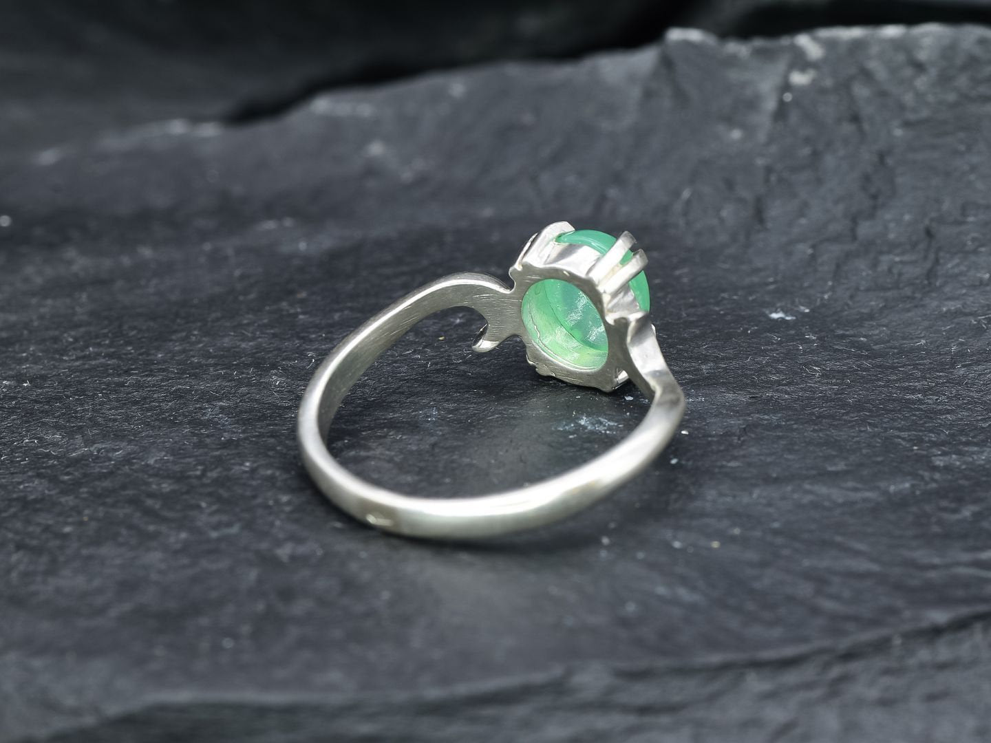 2906-R-nCHR: Sterling Silver 925 Natural Chrysoprase
