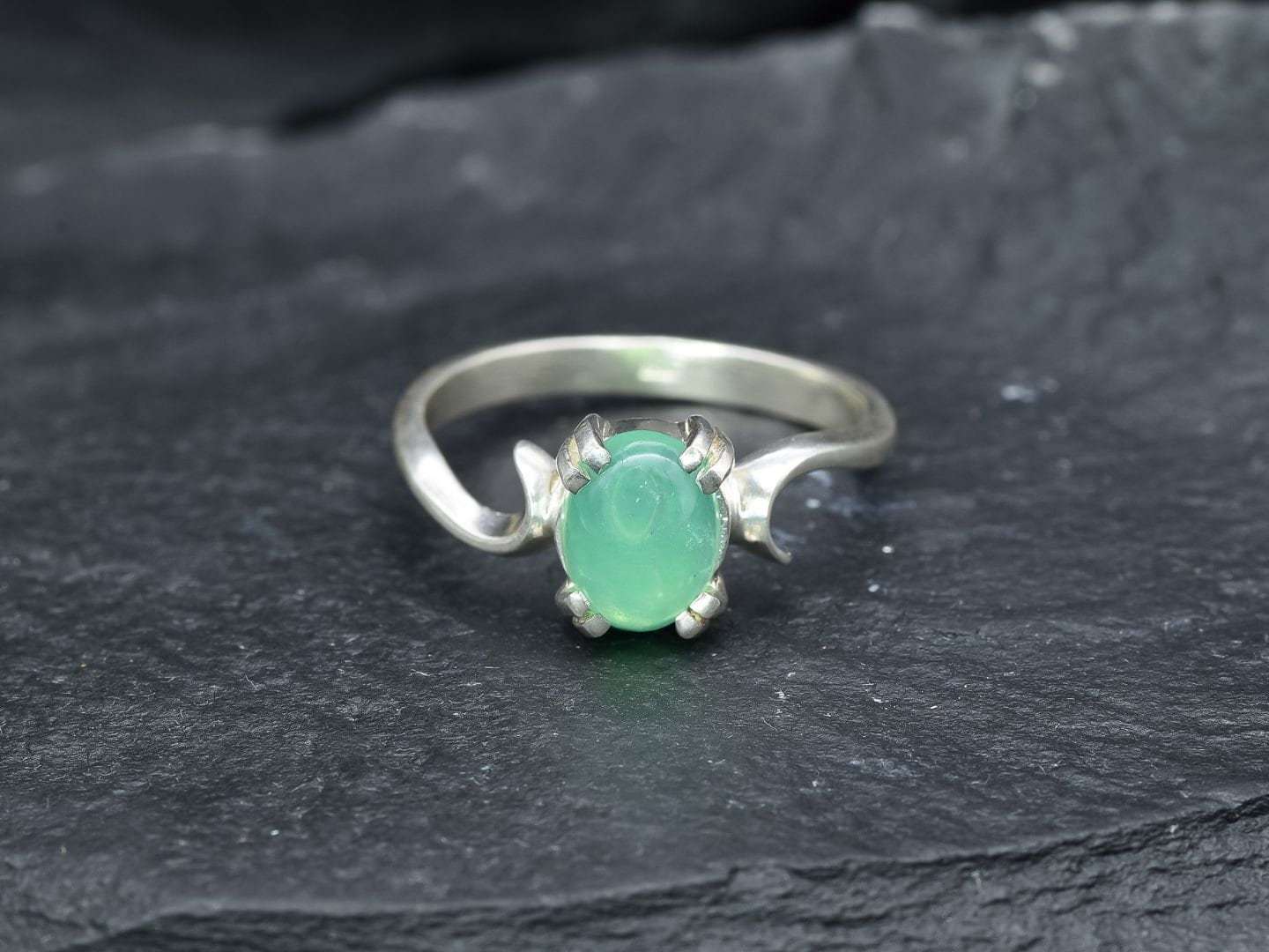 2906-R-nCHR: Sterling Silver 925 Natural Chrysoprase
