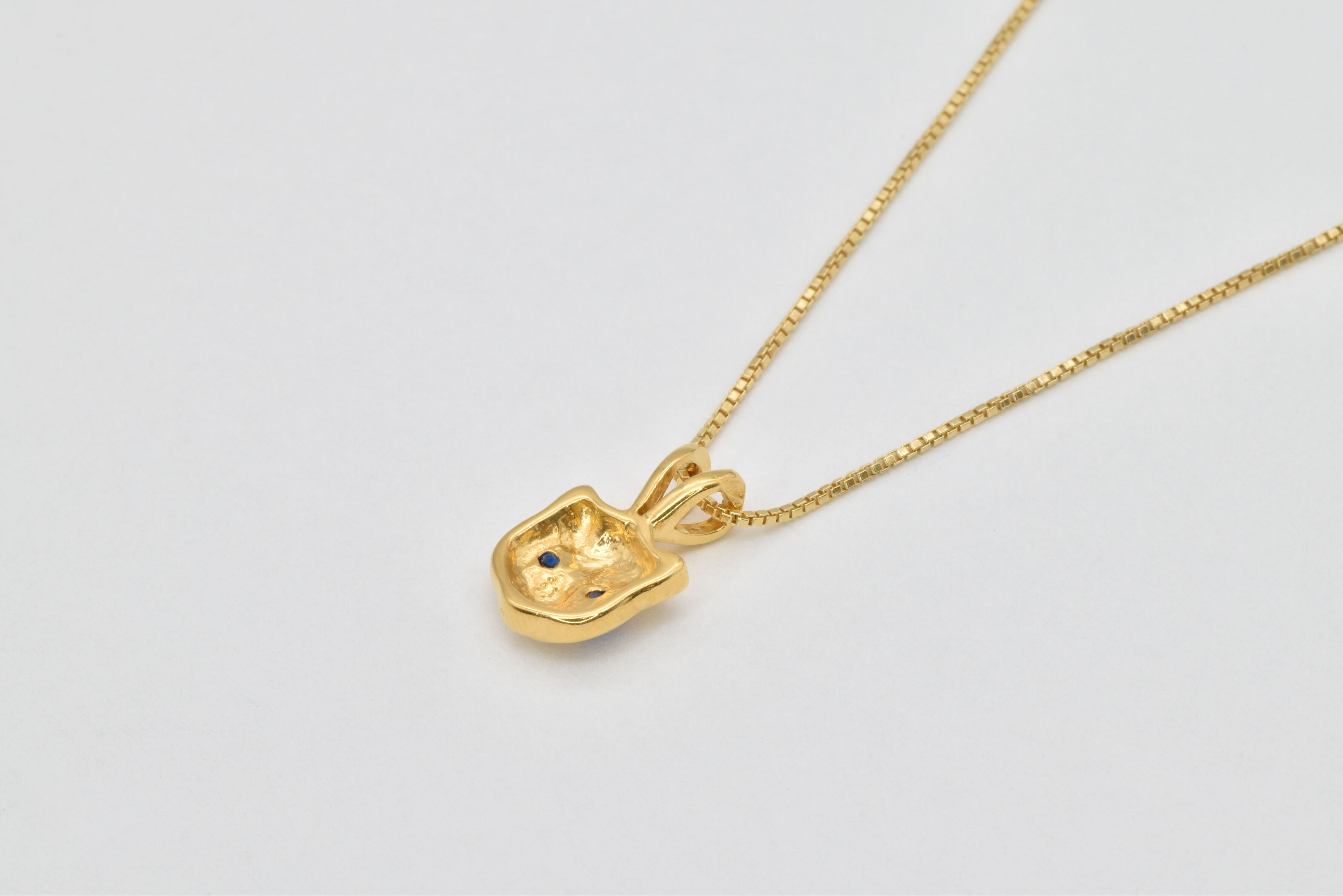 Dazzling Sapphire Pendant in 18k Gold Vermeil, featuring a Round Created Blue Sapphire, perfect for expressing love and devotion.