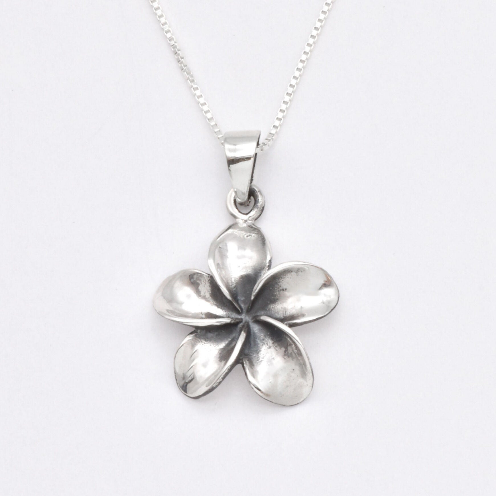 Hawaiian Flower Pendant - Big Flower Necklace, Silver Plumeria Pendant made in 925 Sterling Silver. Ideal for everyday wear and perfect for birthday gifting and special occasions.