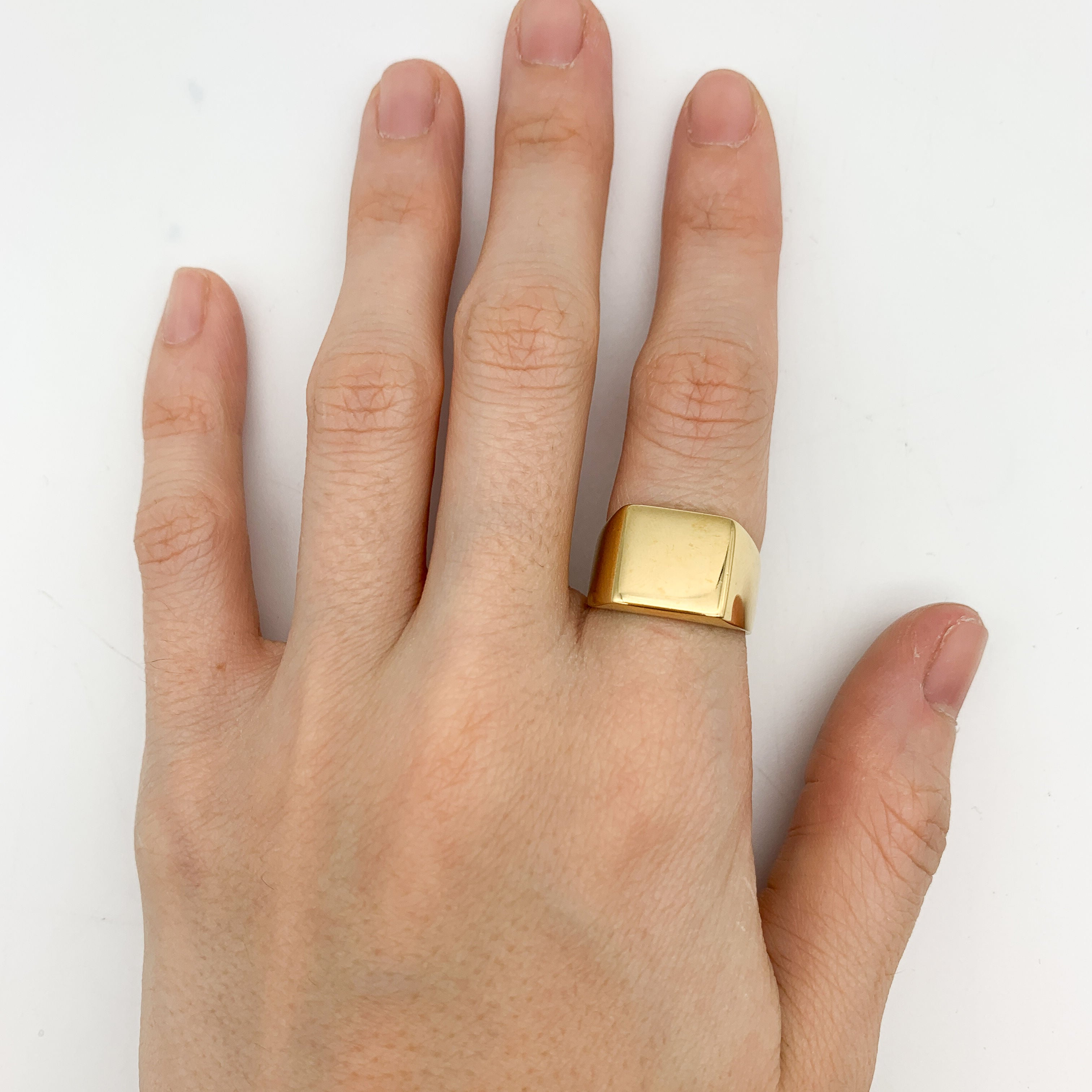 R68010970-R-0S: Gold Vermeil 18k