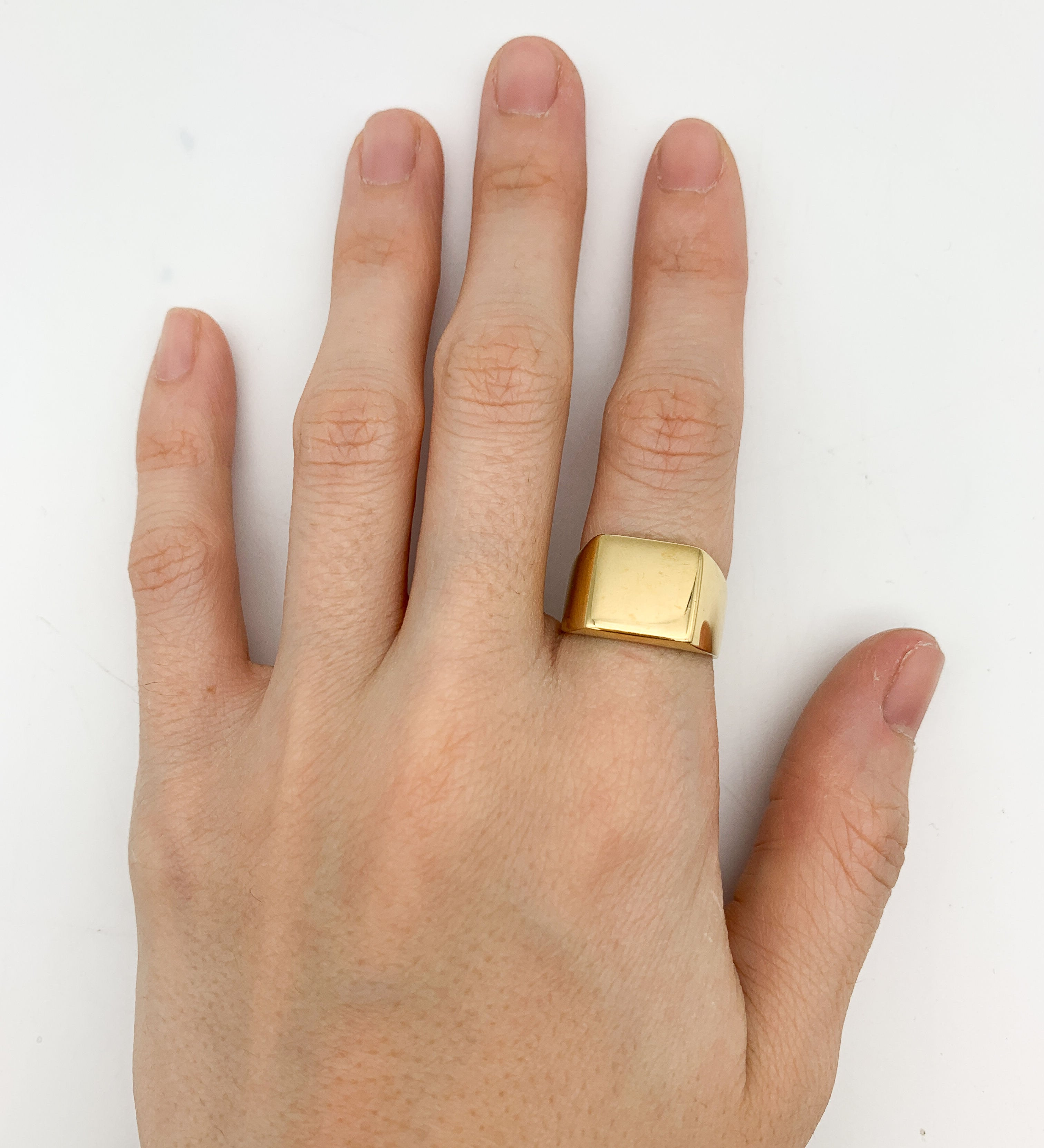 R68010970-R-0S: Gold Vermeil 18k