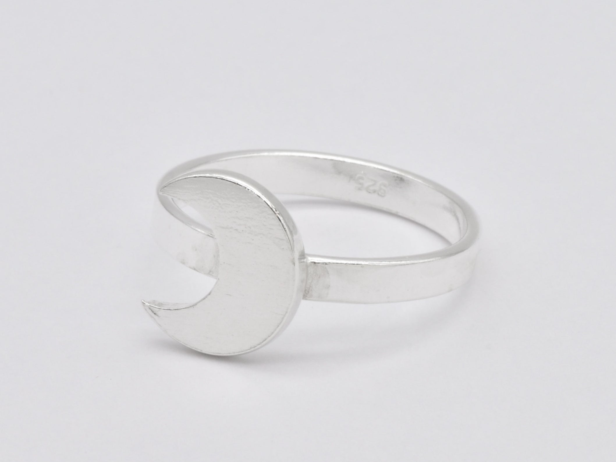 R25010098-R-0S: Sterling Silver 925