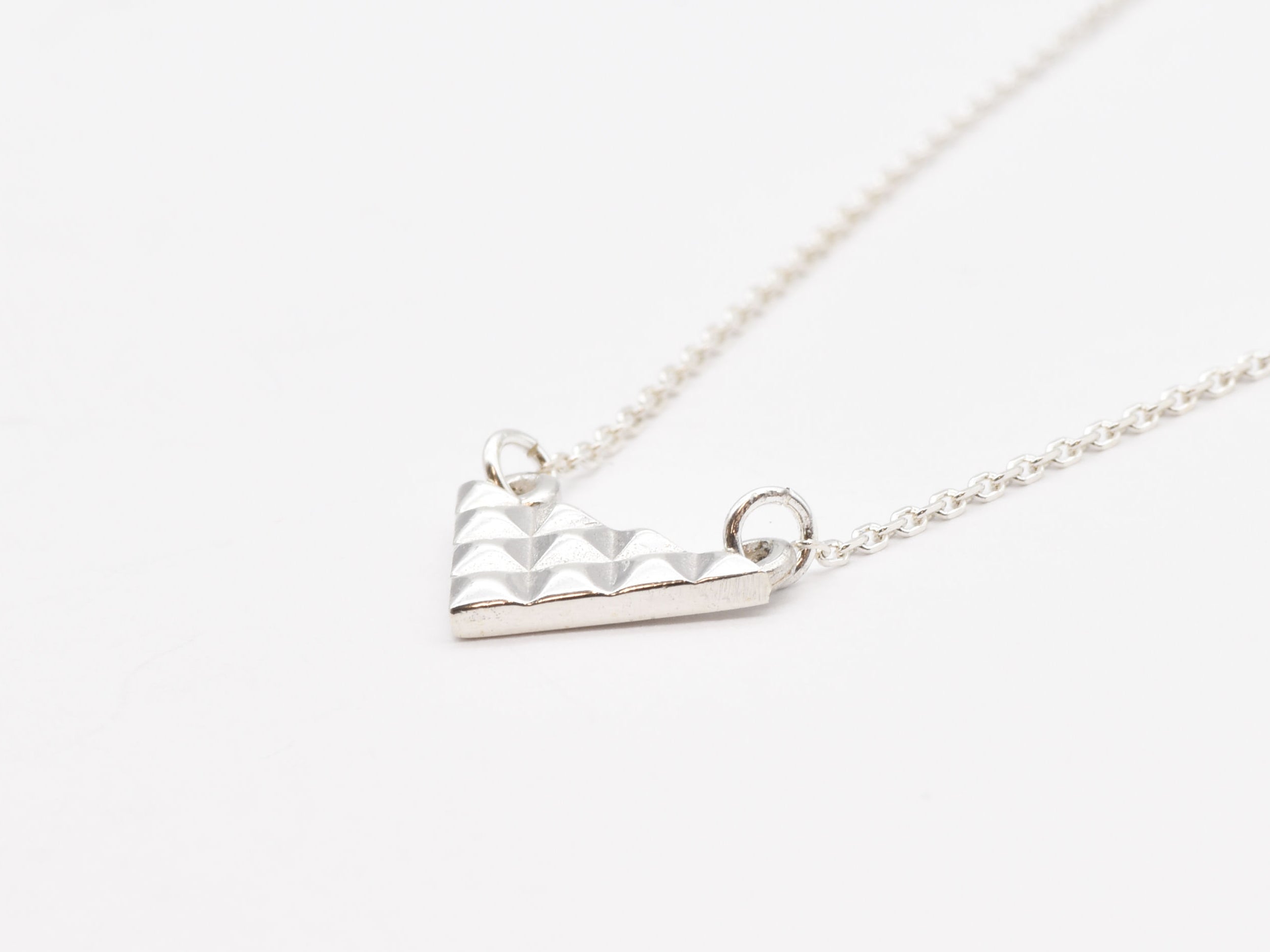 NE019250074-R-0S: Sterling Silver 925