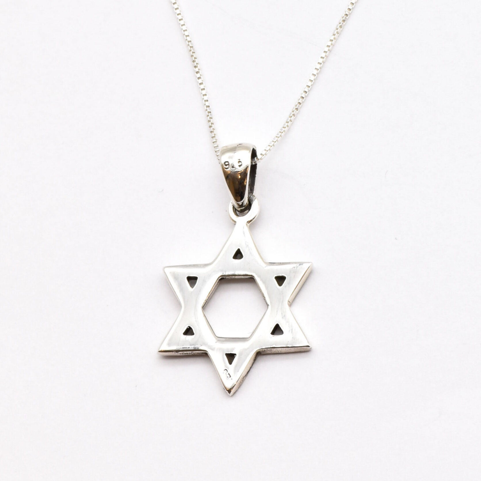 Star of David Pendant - Modern Hexagram Necklace in 925 Sterling Silver, a thoughtful gift for birthdays and meaningful occasions.