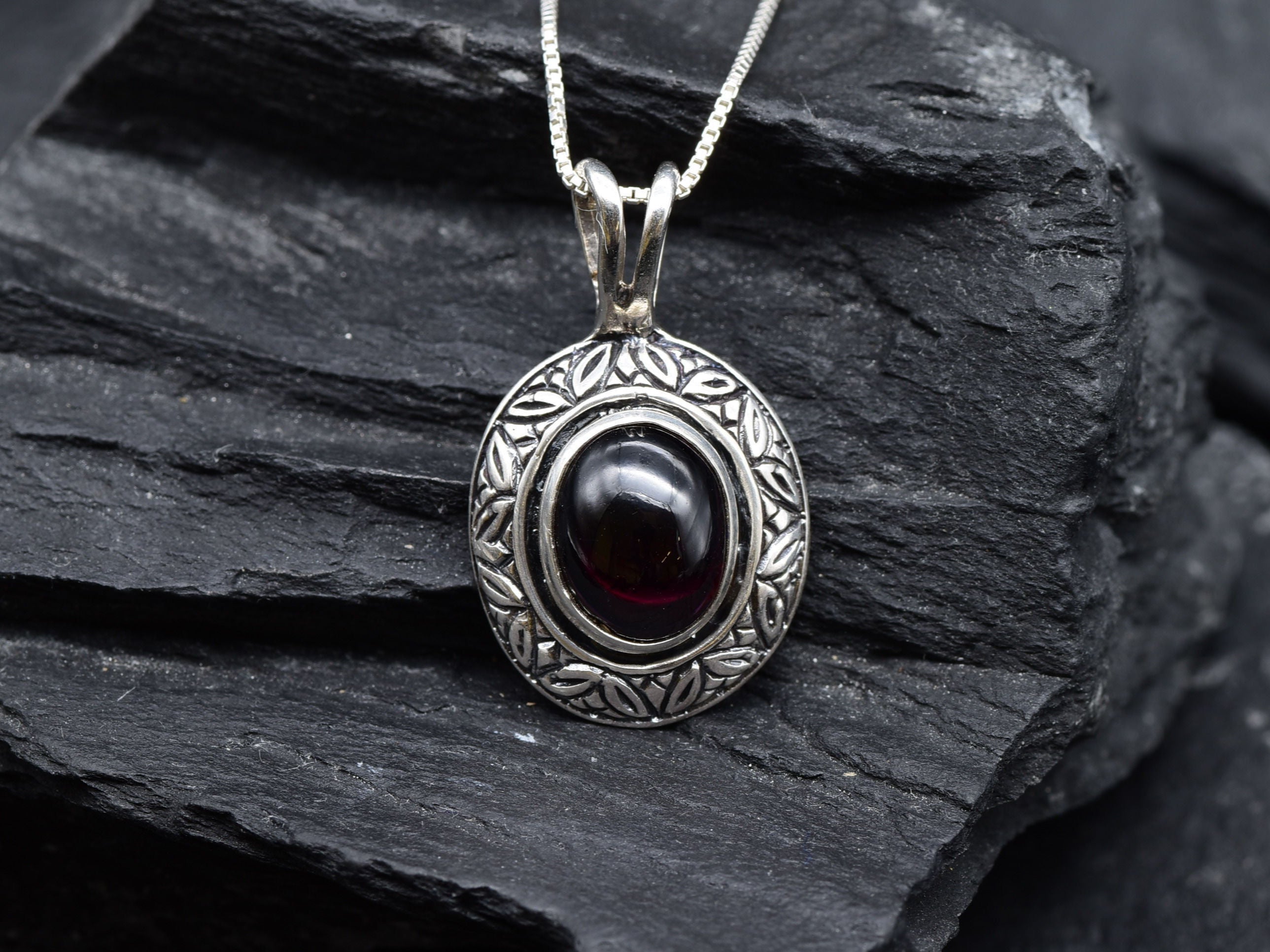 2901-P-0S-nGAR: Sterling Silver 925 Natural Garnet