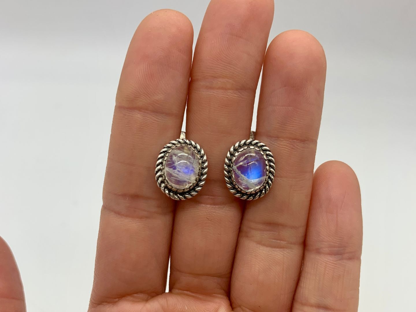 2350-E-nMOO: Sterling Silver 925 Natural Moonstone