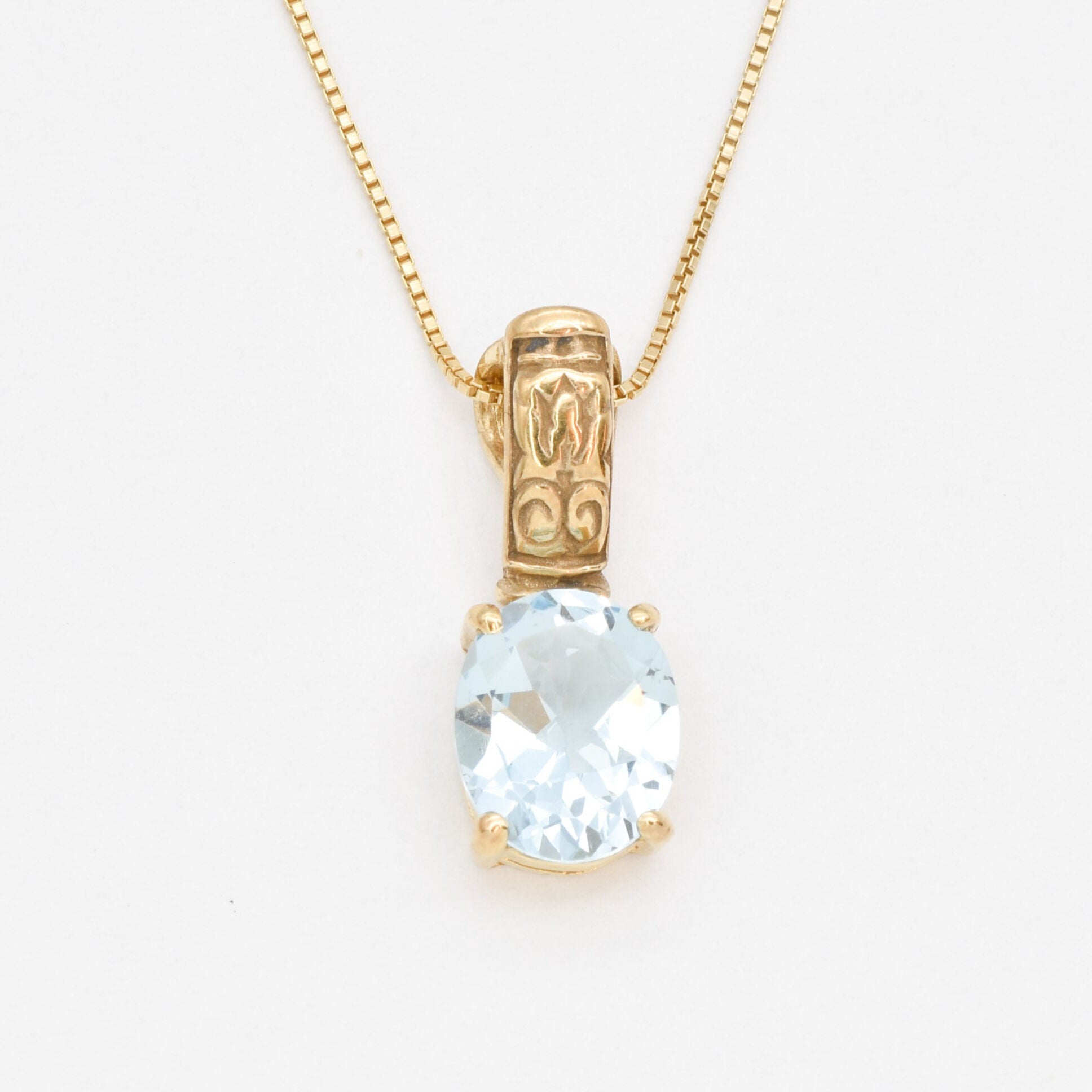 2804-P-nBTT: Gold Vermeil 18k Natural Blue Topaz