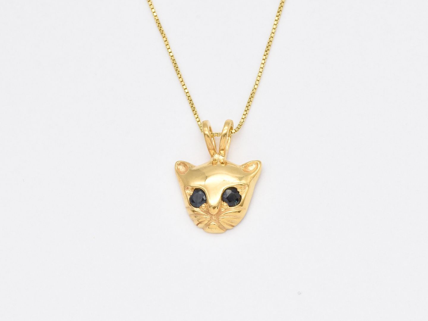 Gold Cat Necklace - Natural Sapphire Pendant - Dainty Cat Pendant made in 18k Gold Vermeil. Ideal for everyday wear and perfect for birthday gifting and special occasions.