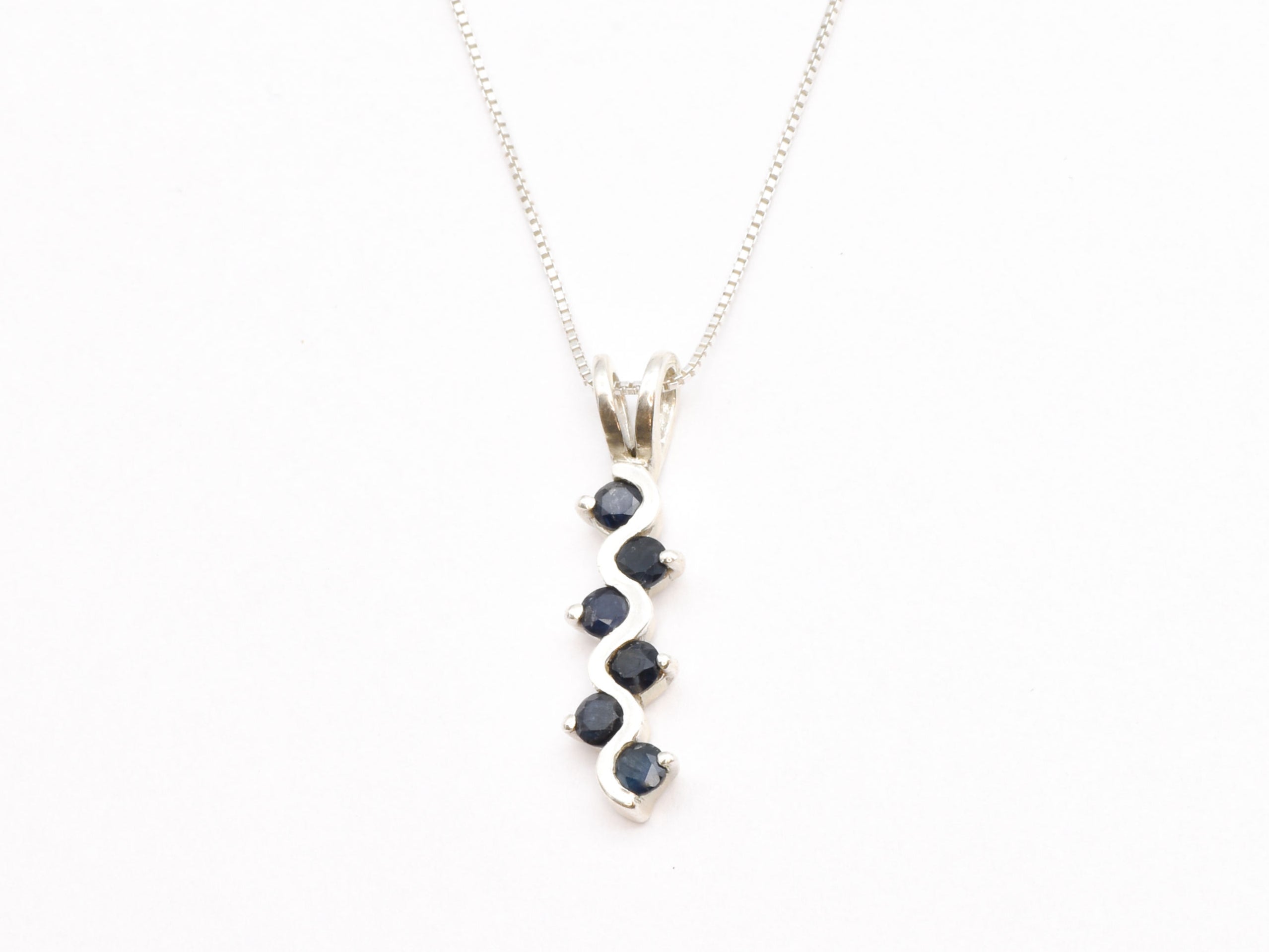 Blue Vertical Pendant - Natural Sapphire Necklace- September Birthstone Necklace made in 925 Sterling Silver. Ideal for everyday wear and perfect for birthday gifting and special occasions.