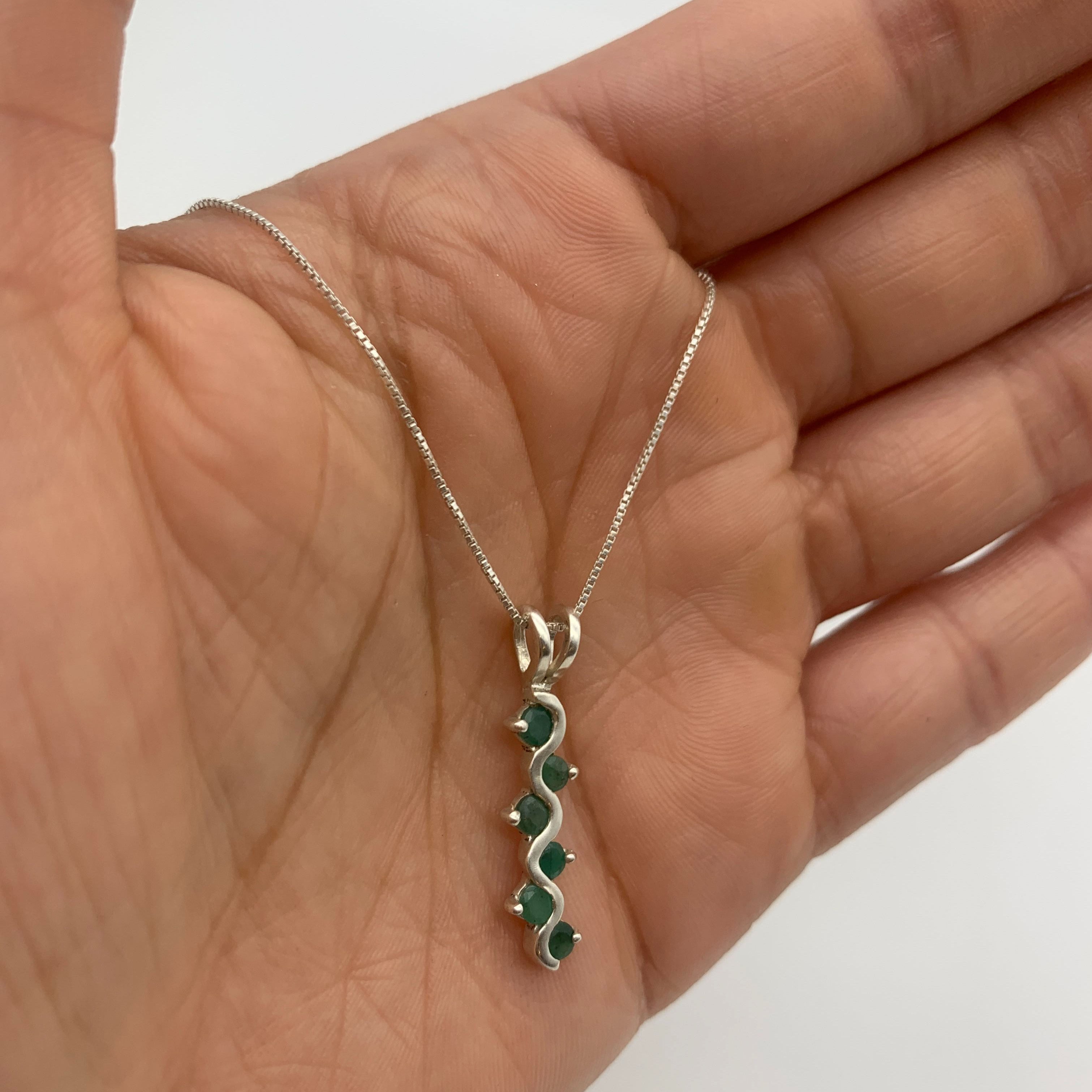 Natural Emerald Pendant in 925 Sterling Silver, ideal May birthstone gift for growth, harmony, and emotional healing.