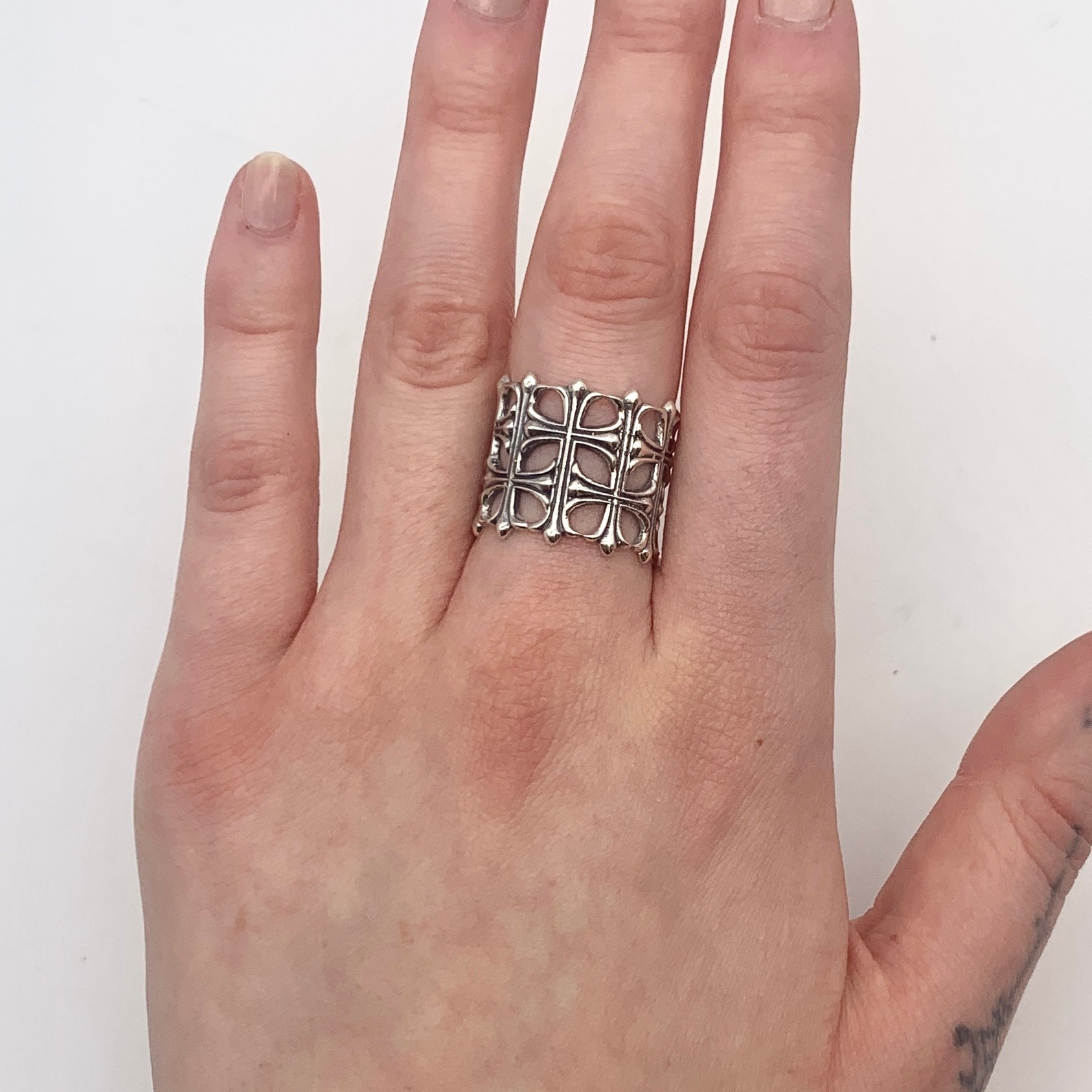 R1020010-R-0S: Sterling Silver 925