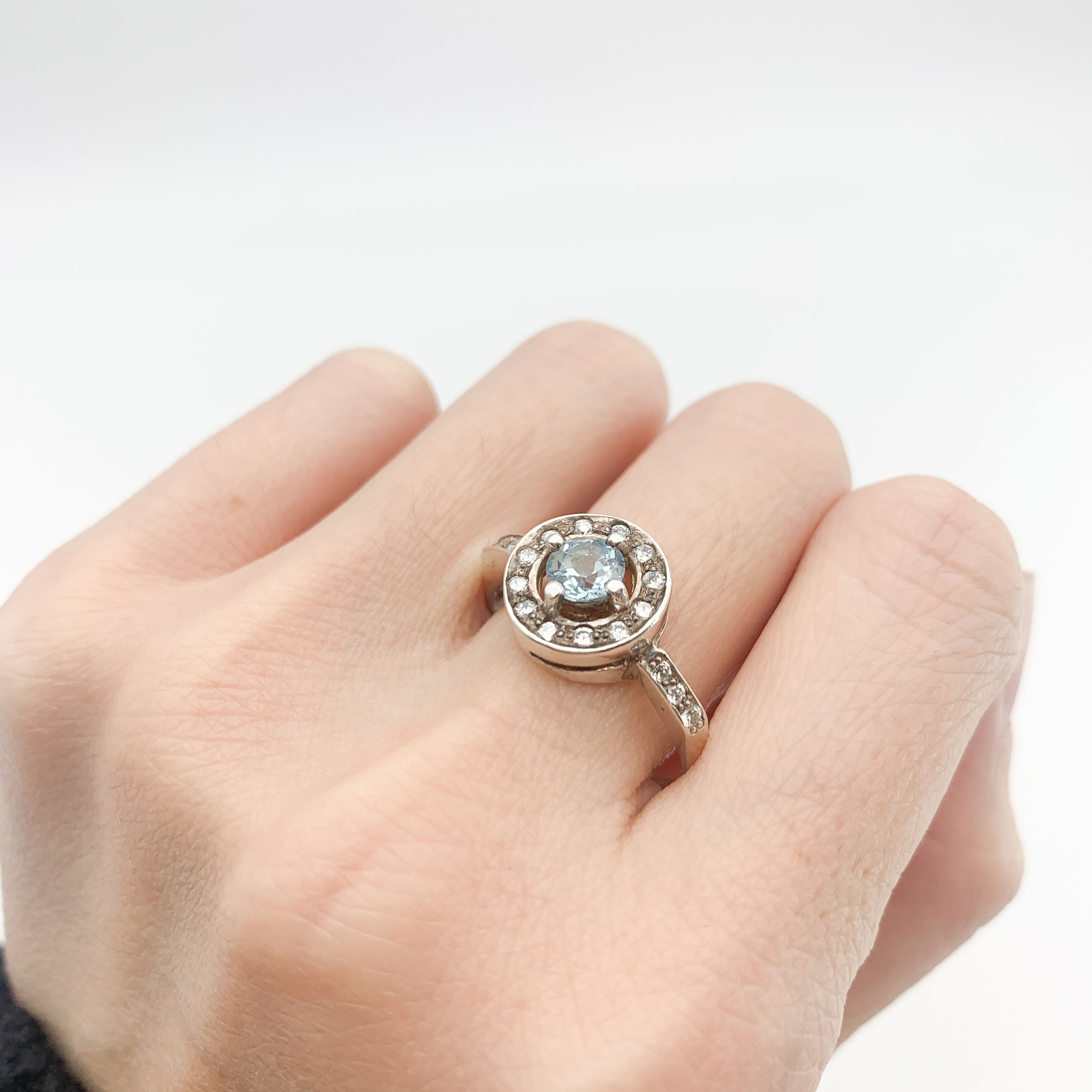 2429-R-nBTP: Sterling Silver 925 Natural Blue Topaz