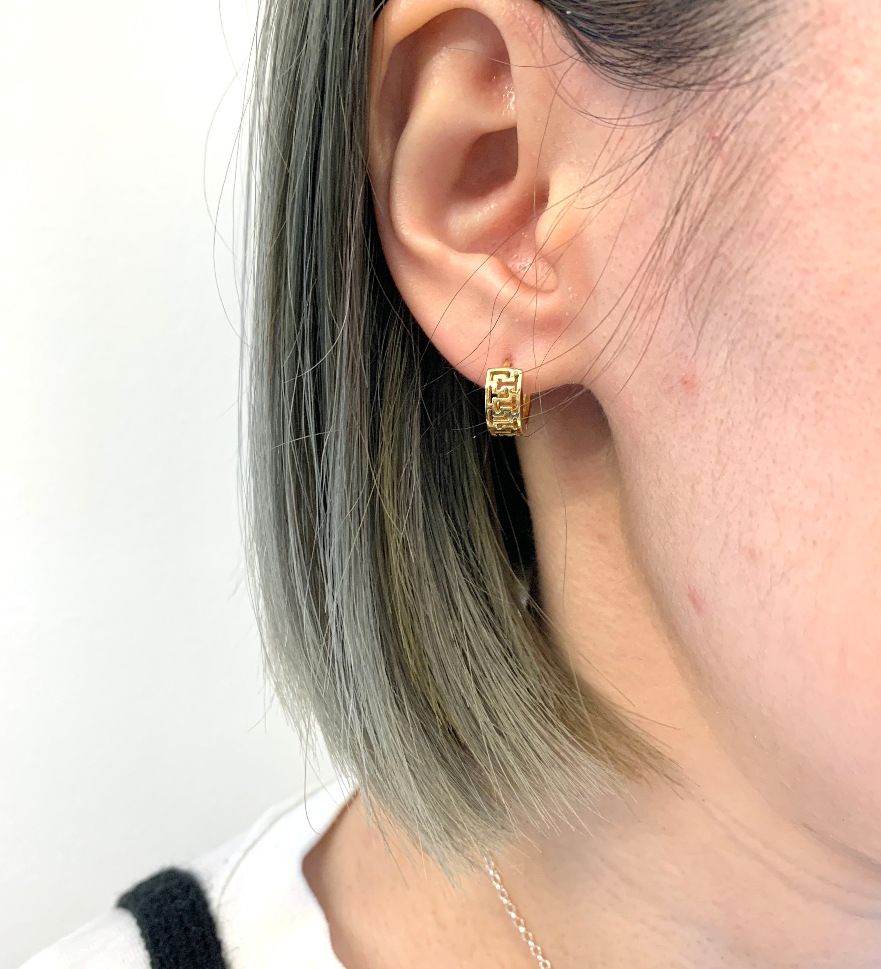 VE2043HP-E-0S: Gold Vermeil 18k