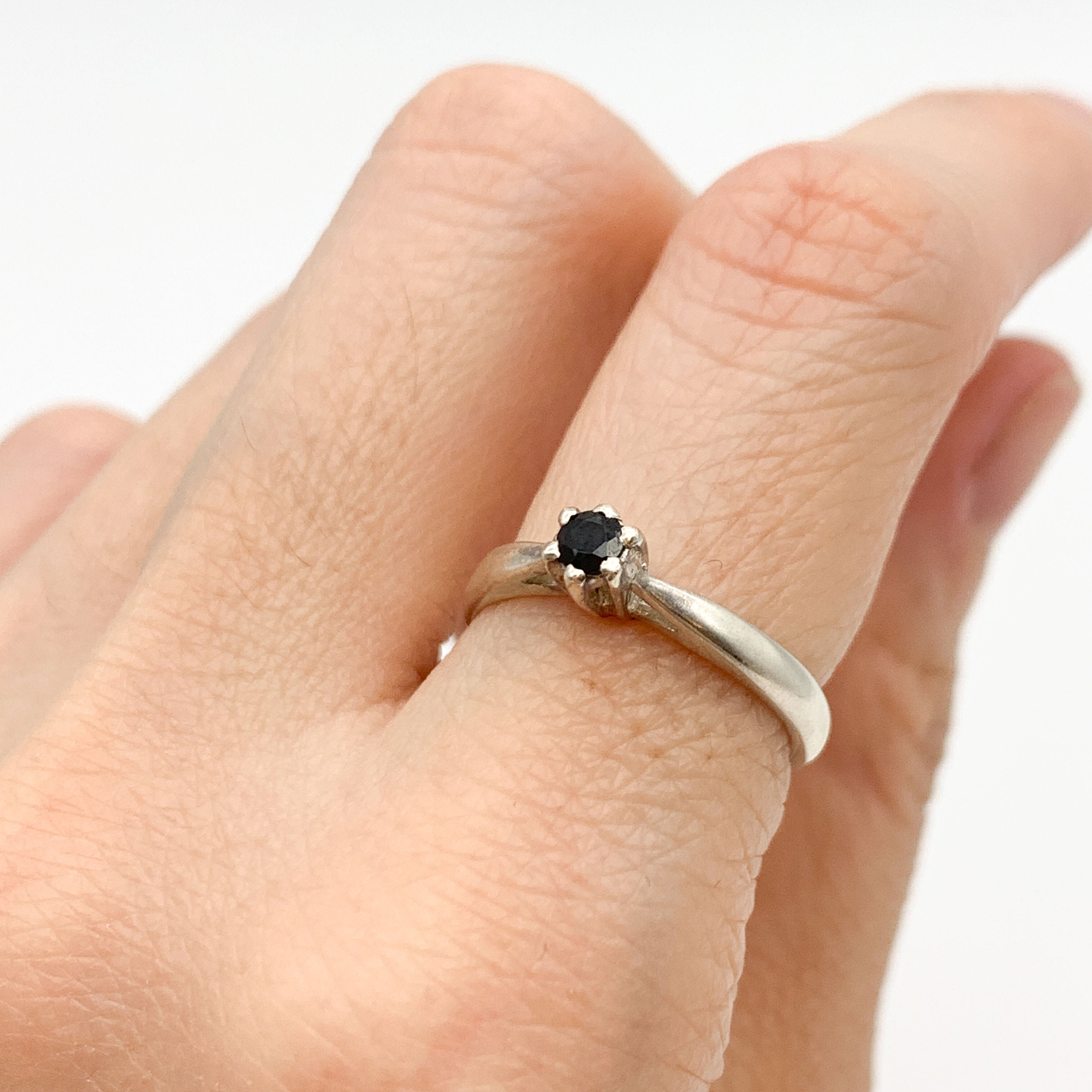 2904-R-nONY: Sterling Silver 925