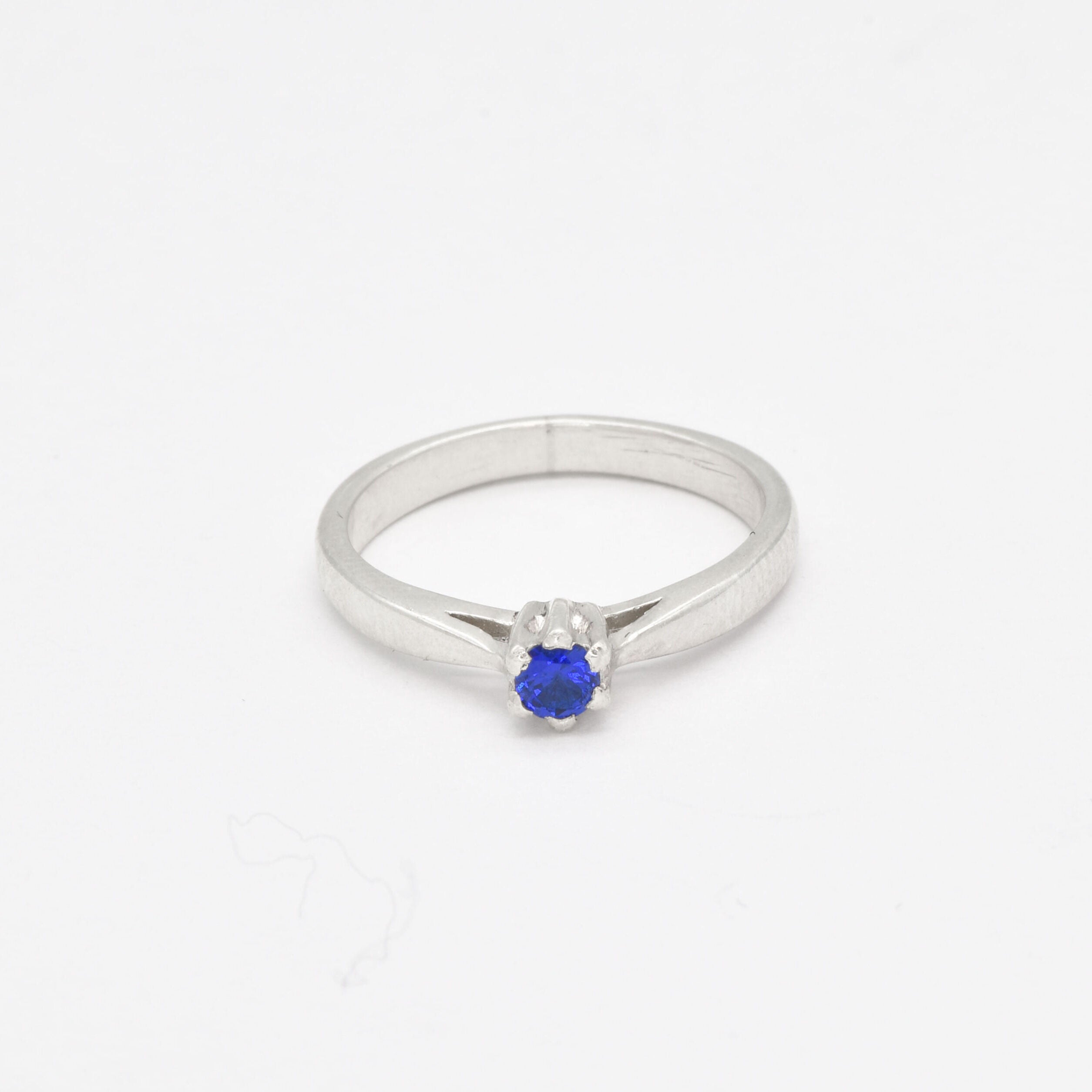 2904-R-cSAP: Sterling Silver 925 Created Sapphire