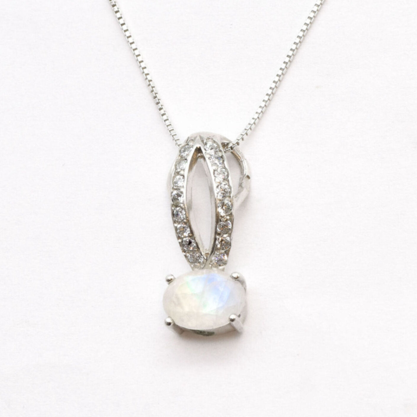 2510-P-nMOO: Sterling Silver Natural Rainbow Moonstone