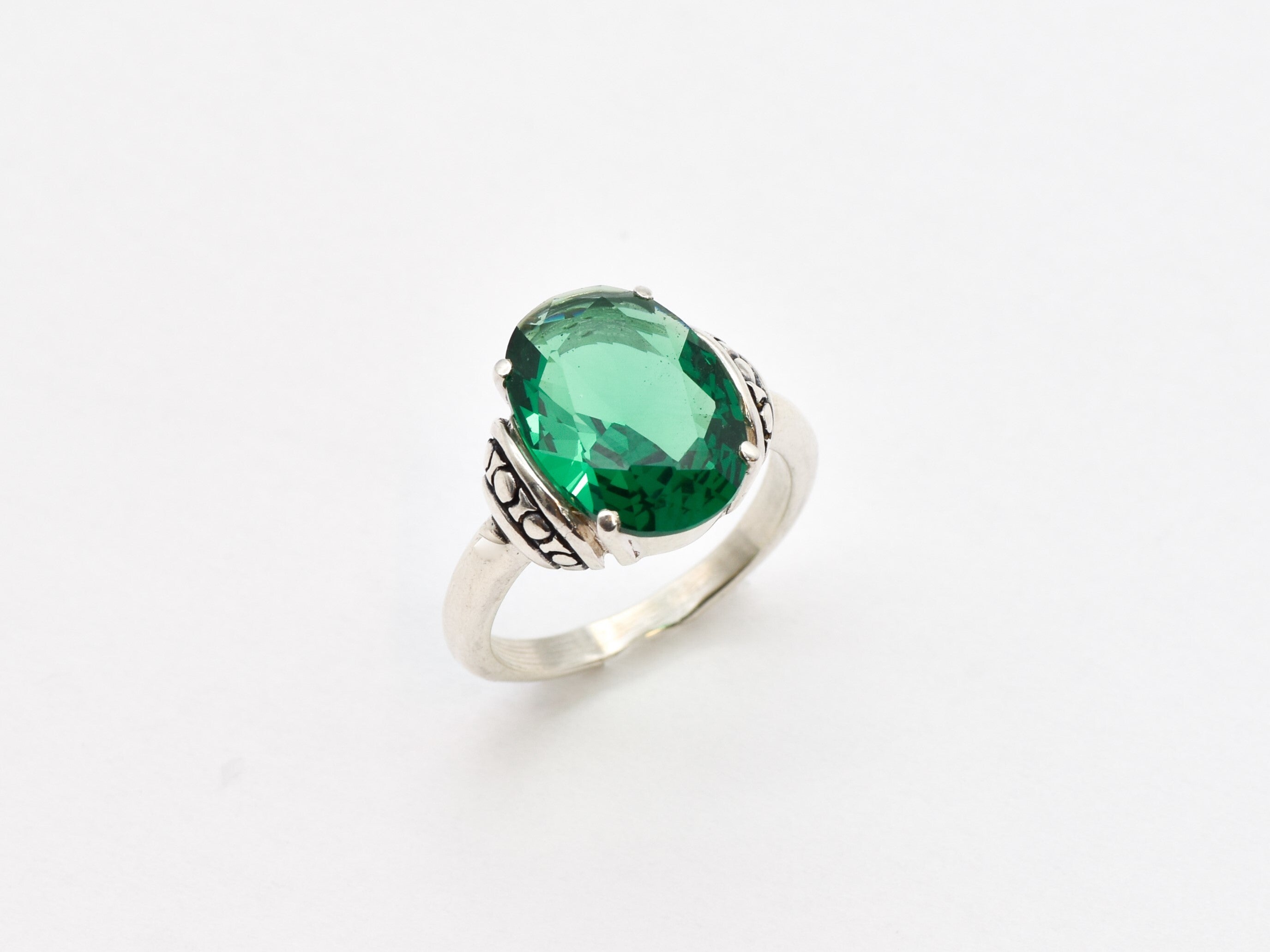 Created Emerald Ring made in 925 Sterling Silver with Oval Created Green Emerald in Prong setting, May Birthstone gift idea, symbolizes, ideal for everyday wear and perfect for birthday gifting and special occasions.