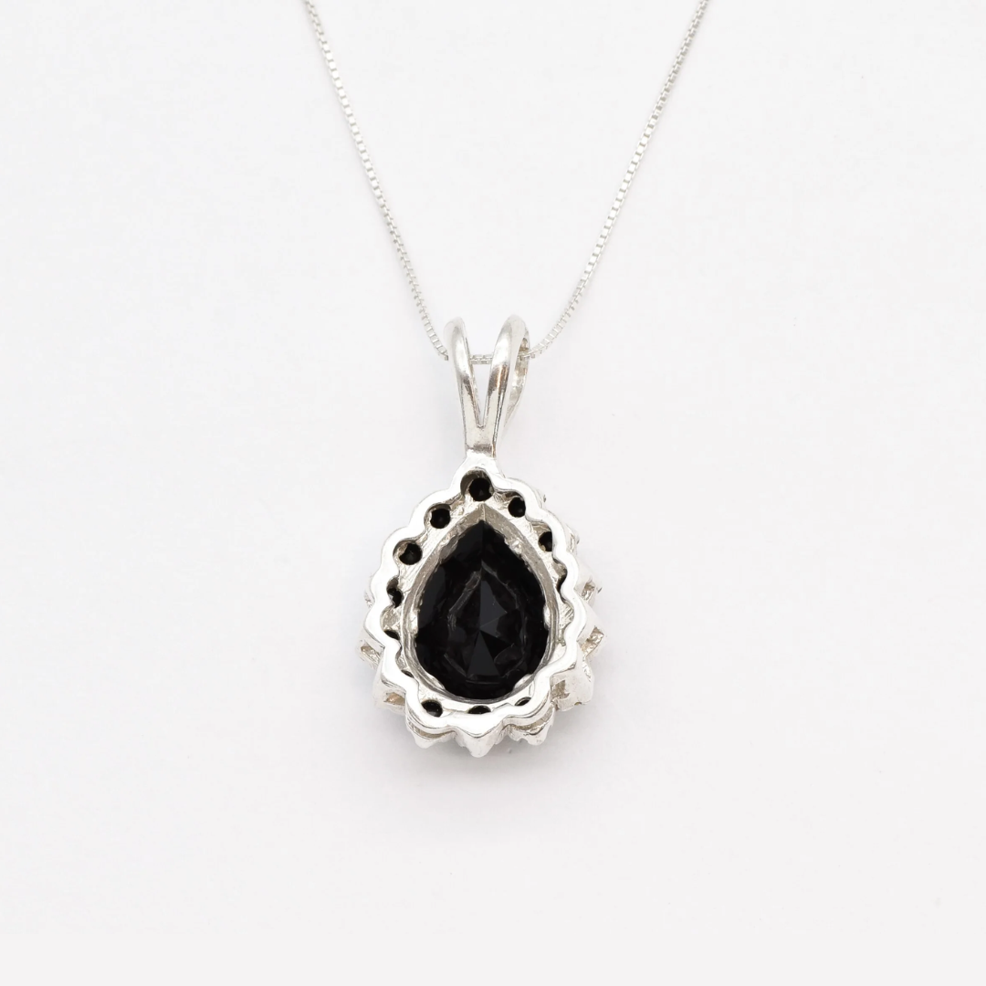 Gorgeous Black Onyx Pendant Necklace - Vintage Teardrop Style in 925 Sterling Silver, great for everyday elegance and gifting.