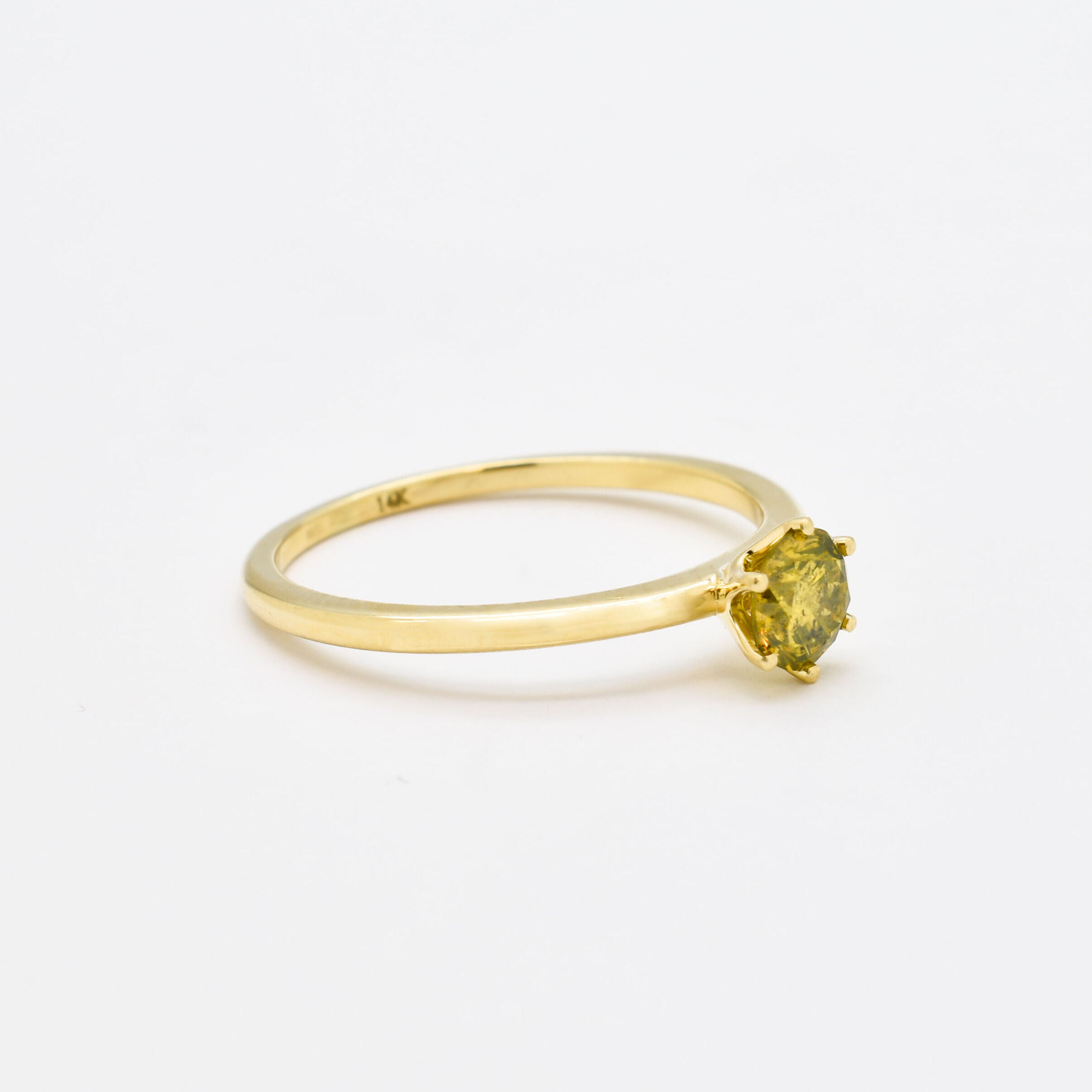 RS-029-R-nYDI: 14k Yellow Gold Diamond