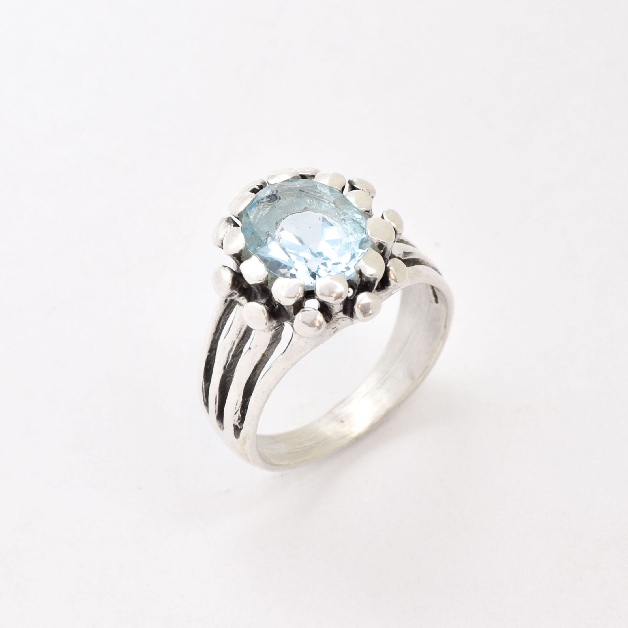 2114-1-R-nBTT: Sterling Silver 925 Natural Blue Topaz