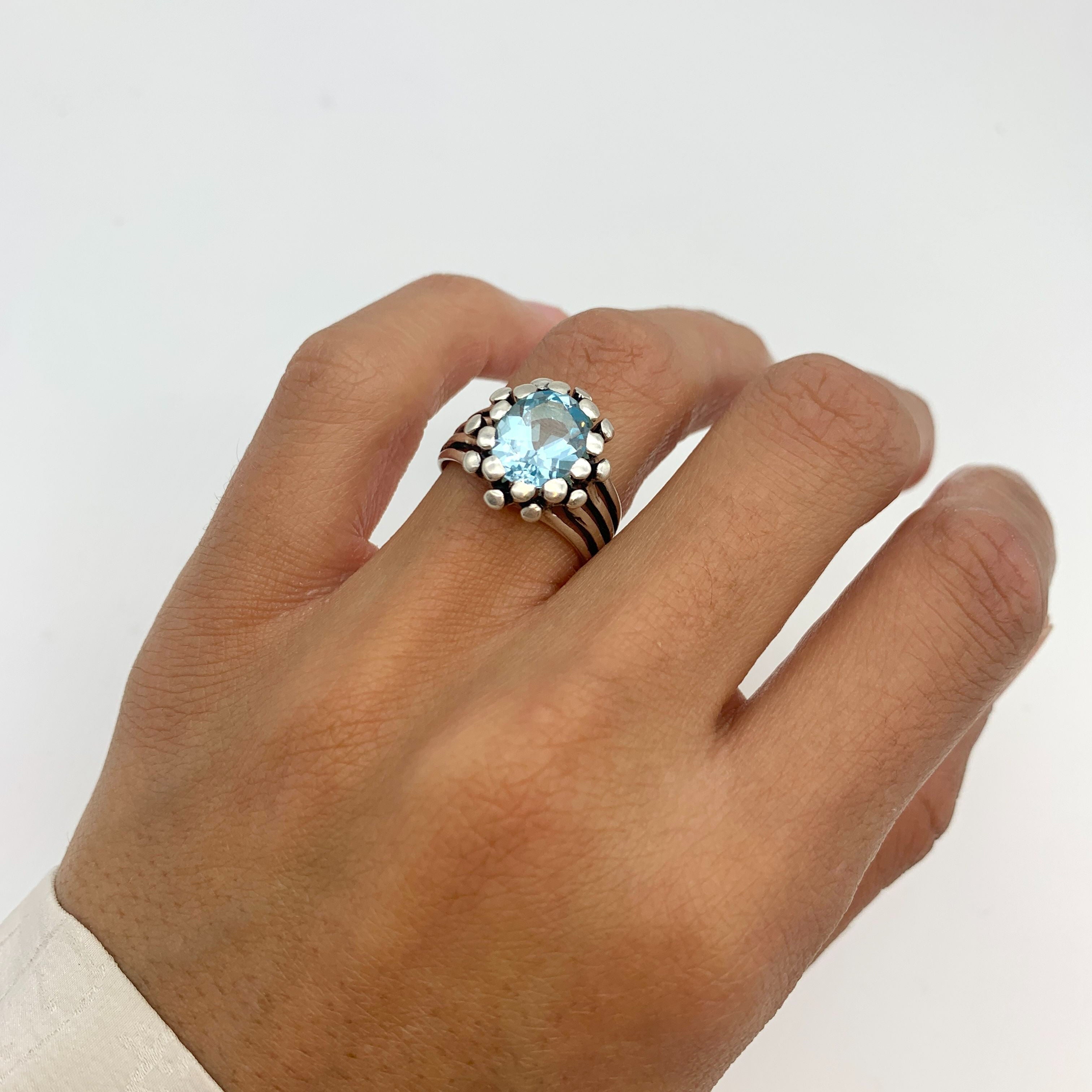 2114-1-R-nBTT: Sterling Silver 925 Natural Blue Topaz