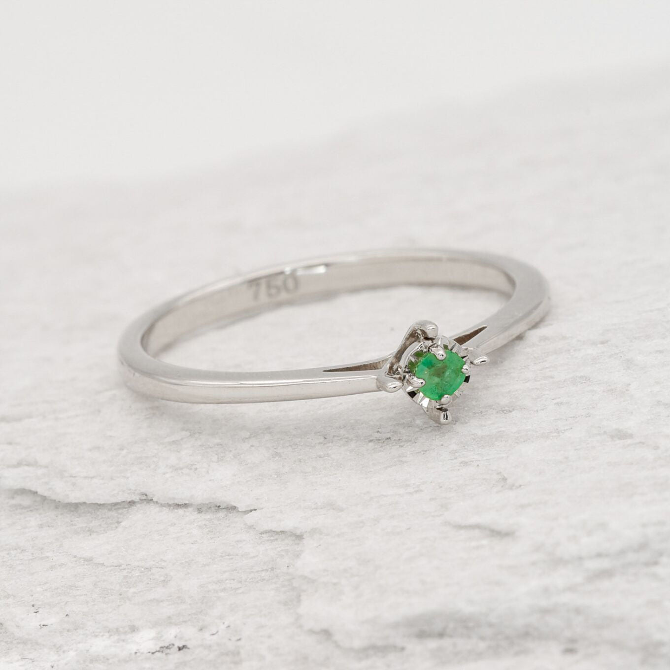 Minimalist White Gold Emerald Ring, Dainty Emerald Ring, 18k White Gold