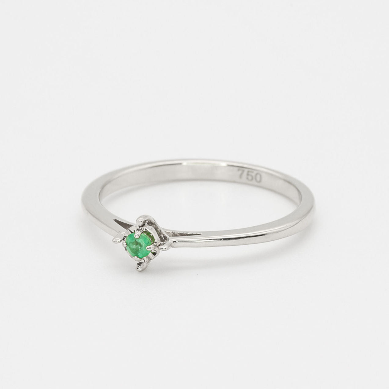 Minimalist White Gold Emerald Ring, Dainty Emerald Ring, 18k White Gold