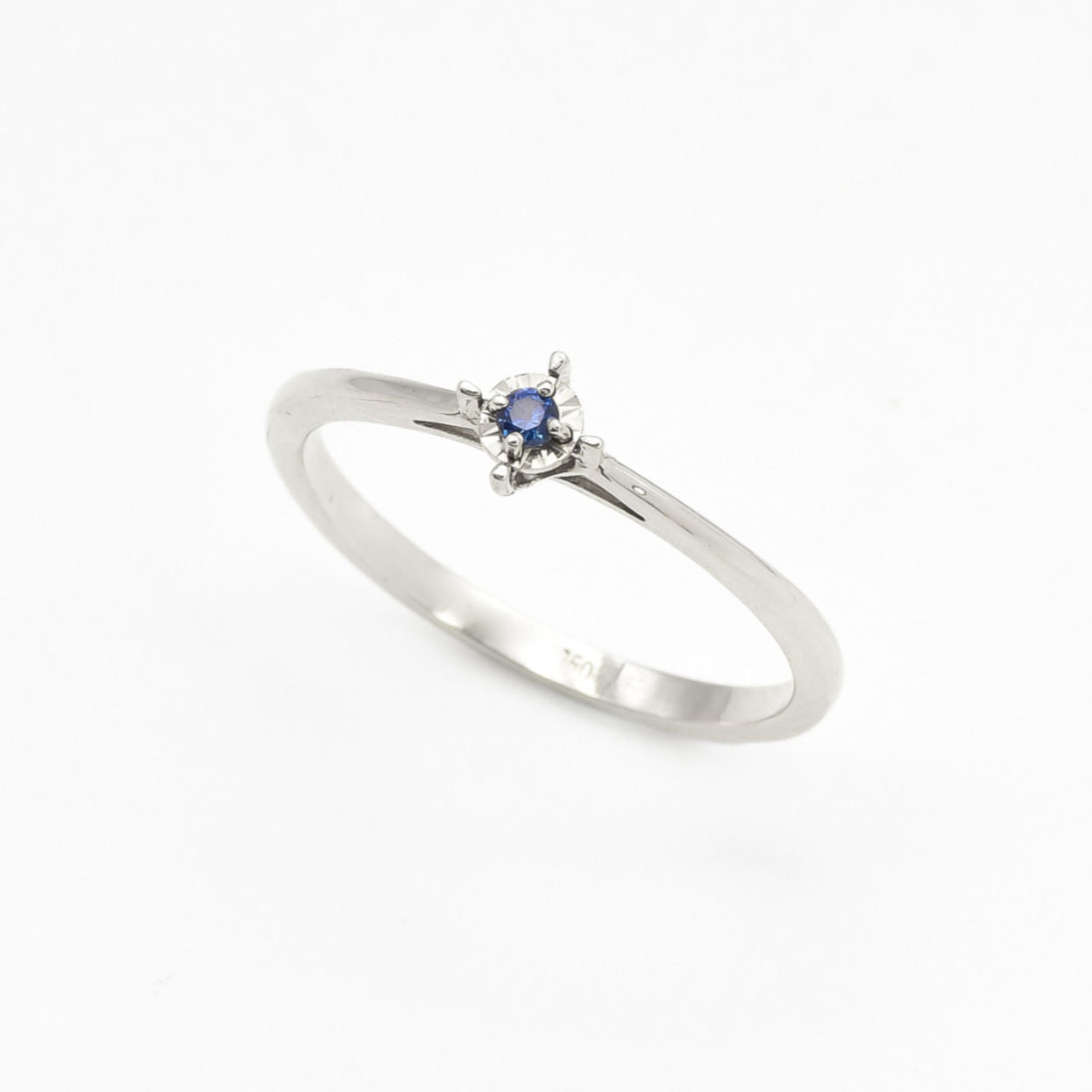 Natural Sapphire Ring - 18k Solid White Gold Ring - Dainty Sapphire Ring