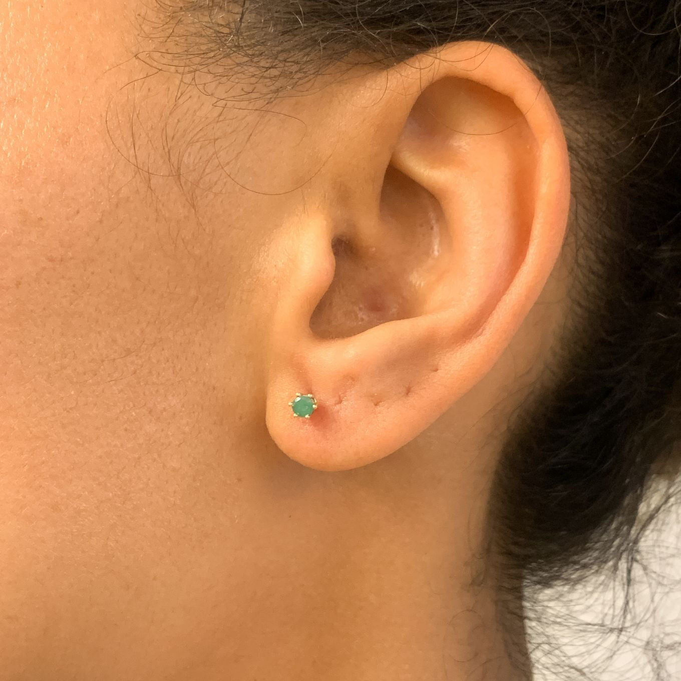 EHC-gE-nEME: 14k Yellow Gold Natural Emerald