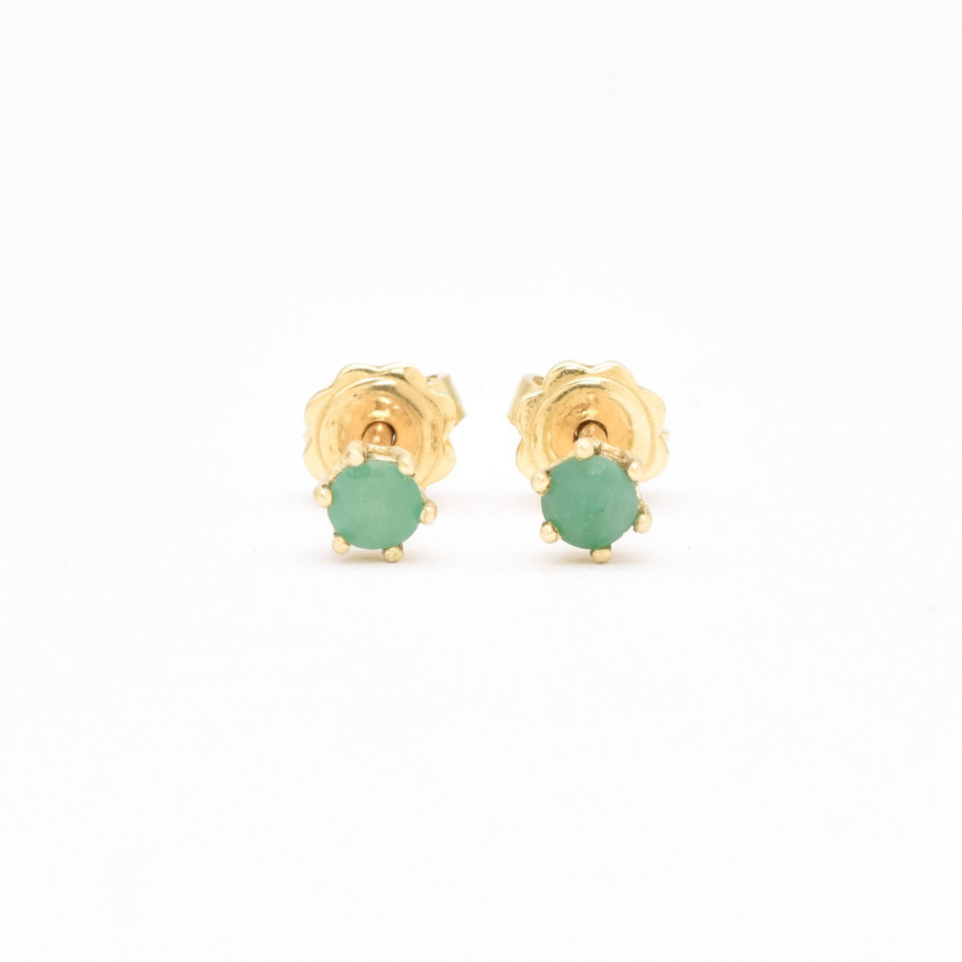 EHC-gE-nEME: 14k Yellow Gold Natural Emerald